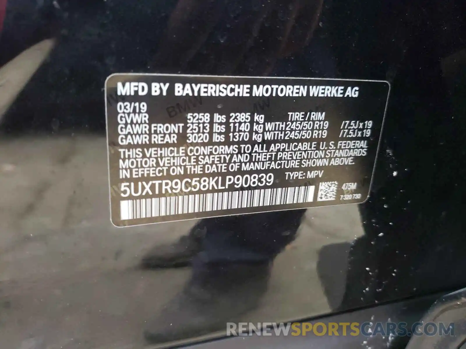 10 Photograph of a damaged car 5UXTR9C58KLP90839 BMW X3 2019