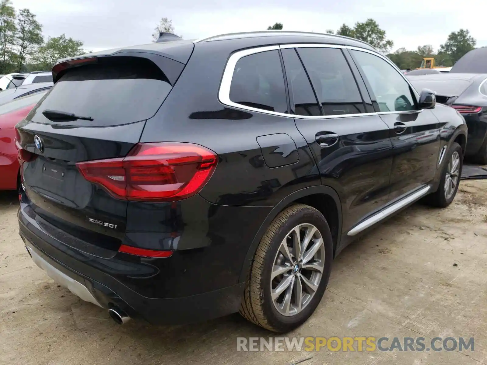 4 Photograph of a damaged car 5UXTR9C58KLP90839 BMW X3 2019