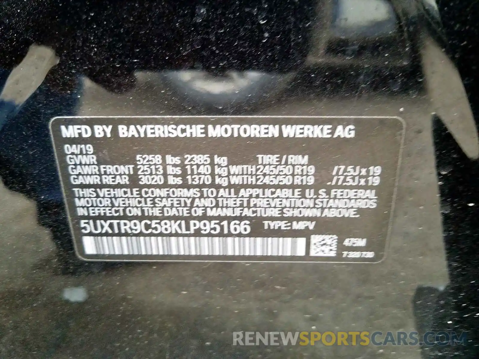 10 Photograph of a damaged car 5UXTR9C58KLP95166 BMW X3 2019