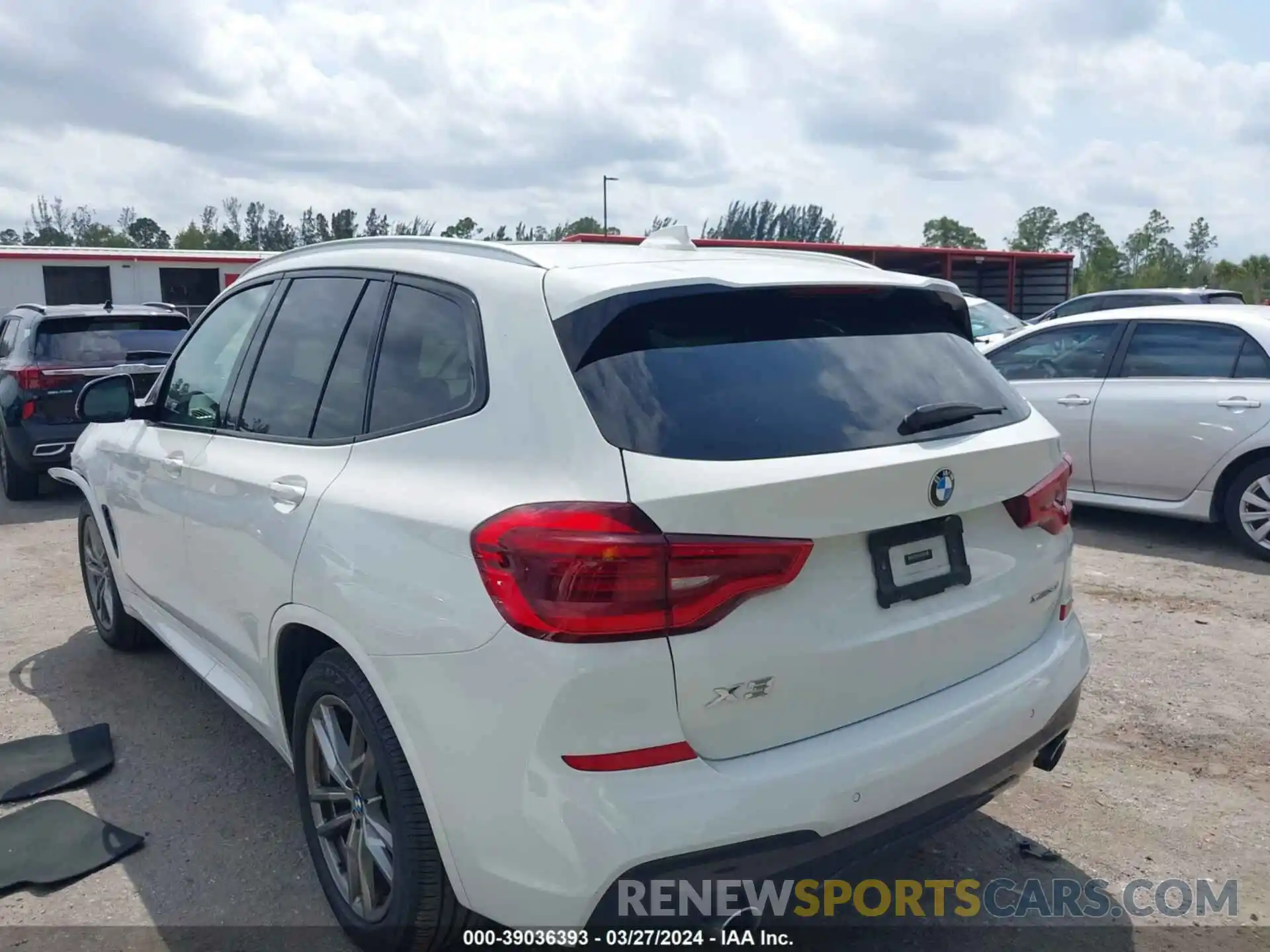 3 Photograph of a damaged car 5UXTR9C58KLP95314 BMW X3 2019