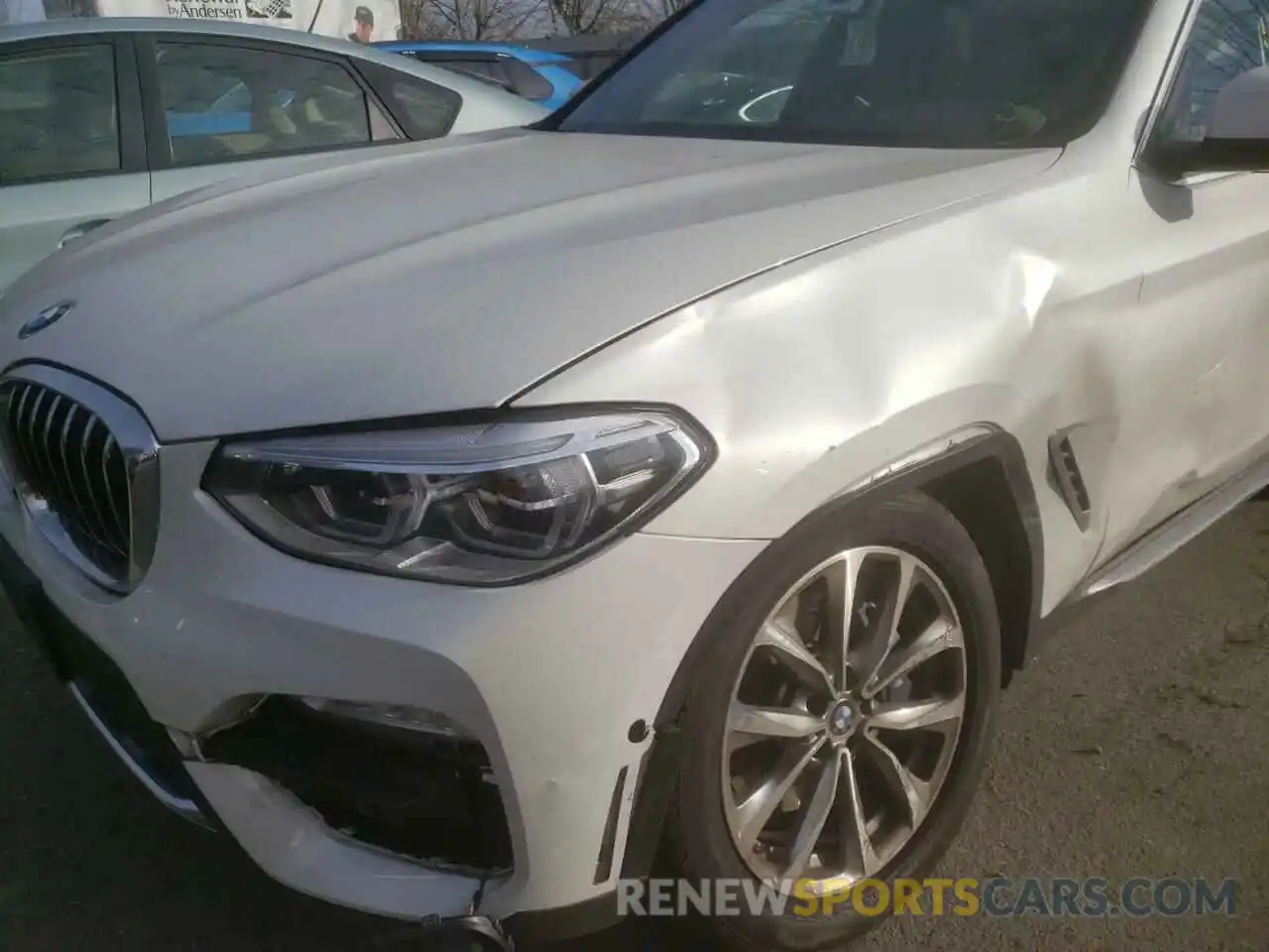 9 Photograph of a damaged car 5UXTR9C58KLR06301 BMW X3 2019