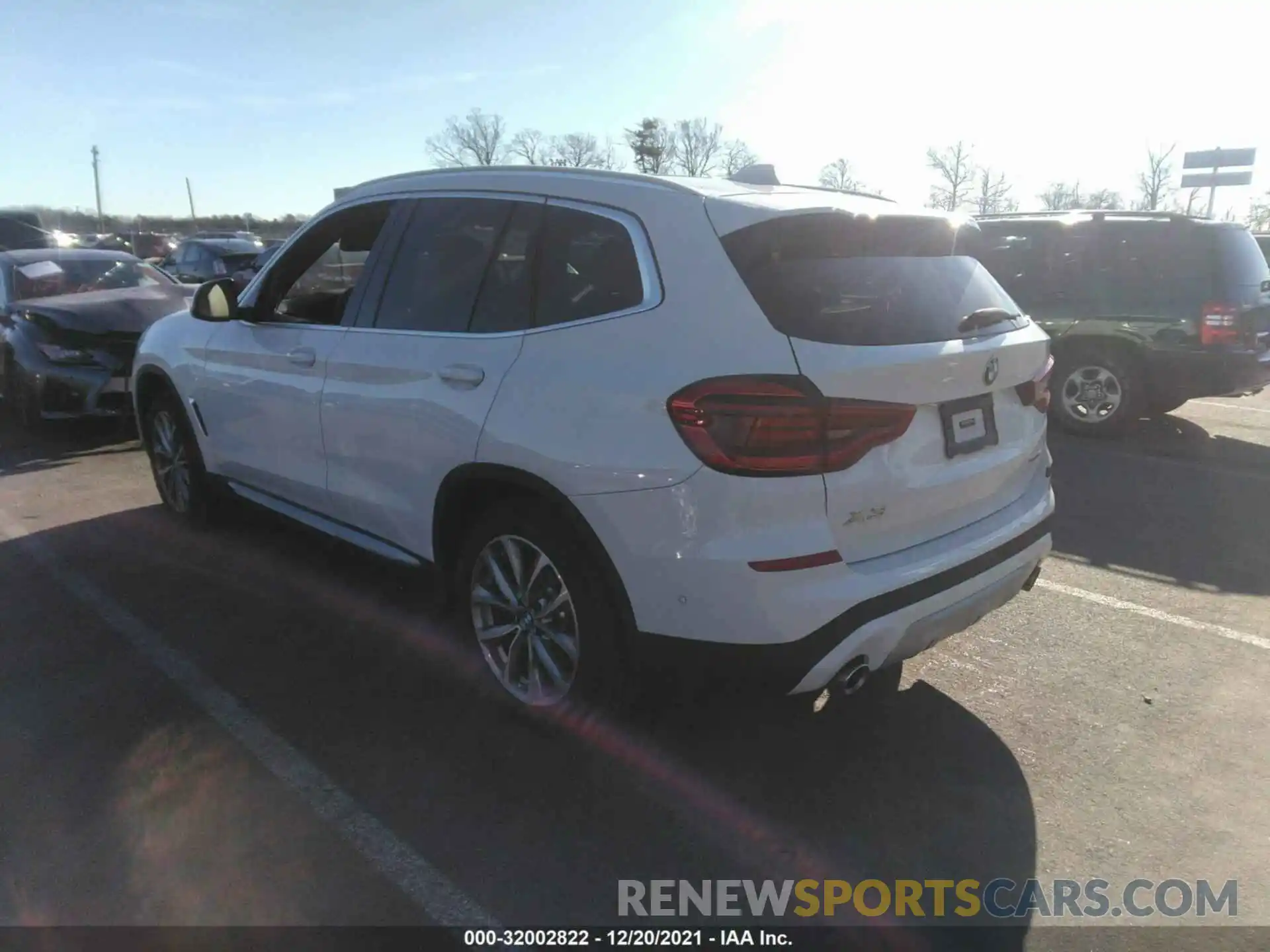 3 Photograph of a damaged car 5UXTR9C58KLR11210 BMW X3 2019