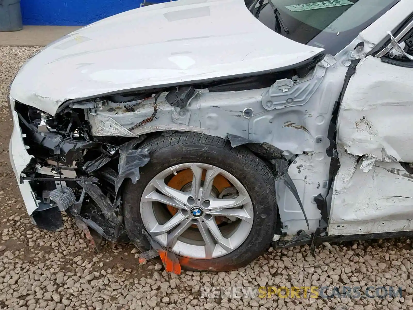 9 Photograph of a damaged car 5UXTR9C59KLD90291 BMW X3 2019