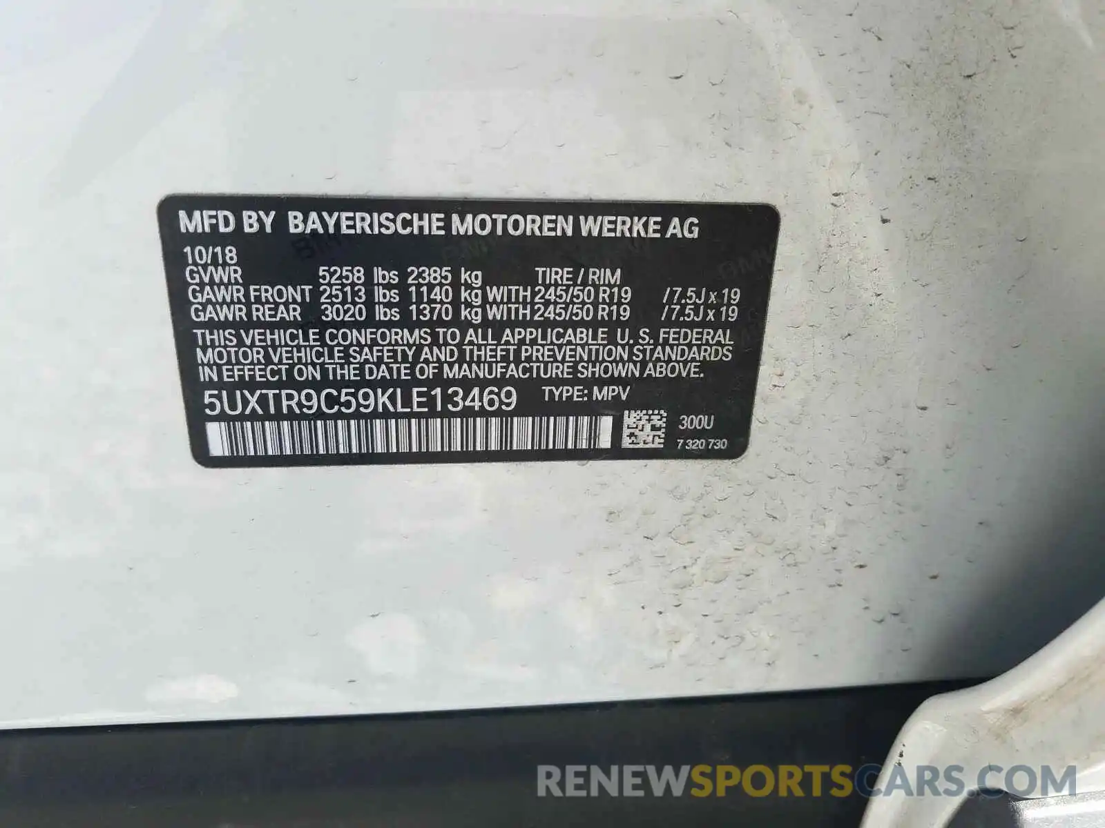 10 Photograph of a damaged car 5UXTR9C59KLE13469 BMW X3 2019