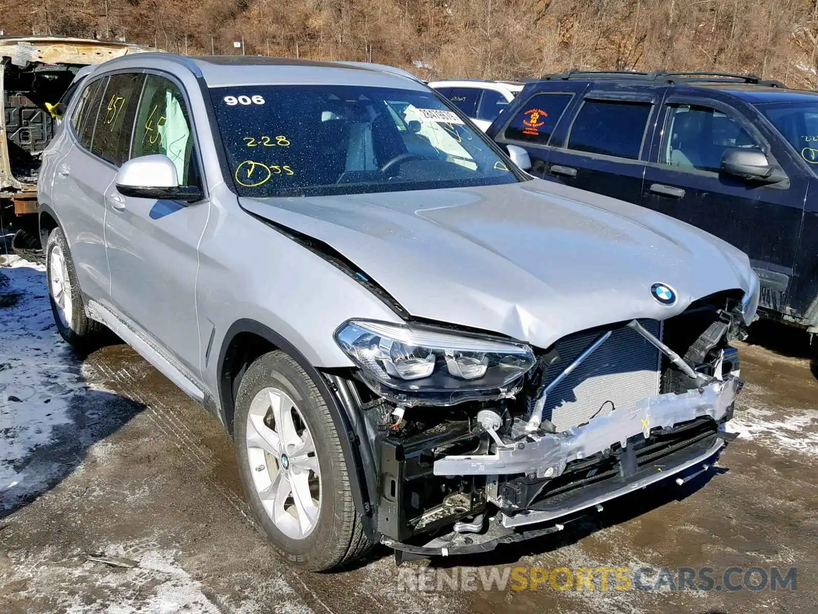 1 Photograph of a damaged car 5UXTR9C59KLE16775 BMW X3 2019