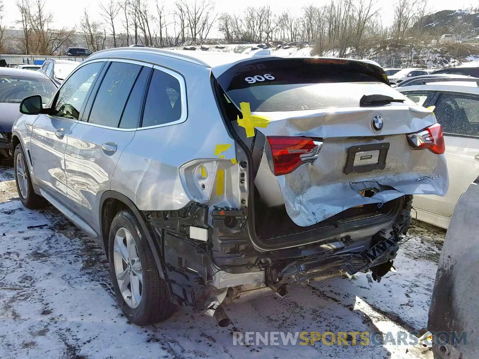 3 Photograph of a damaged car 5UXTR9C59KLE16775 BMW X3 2019