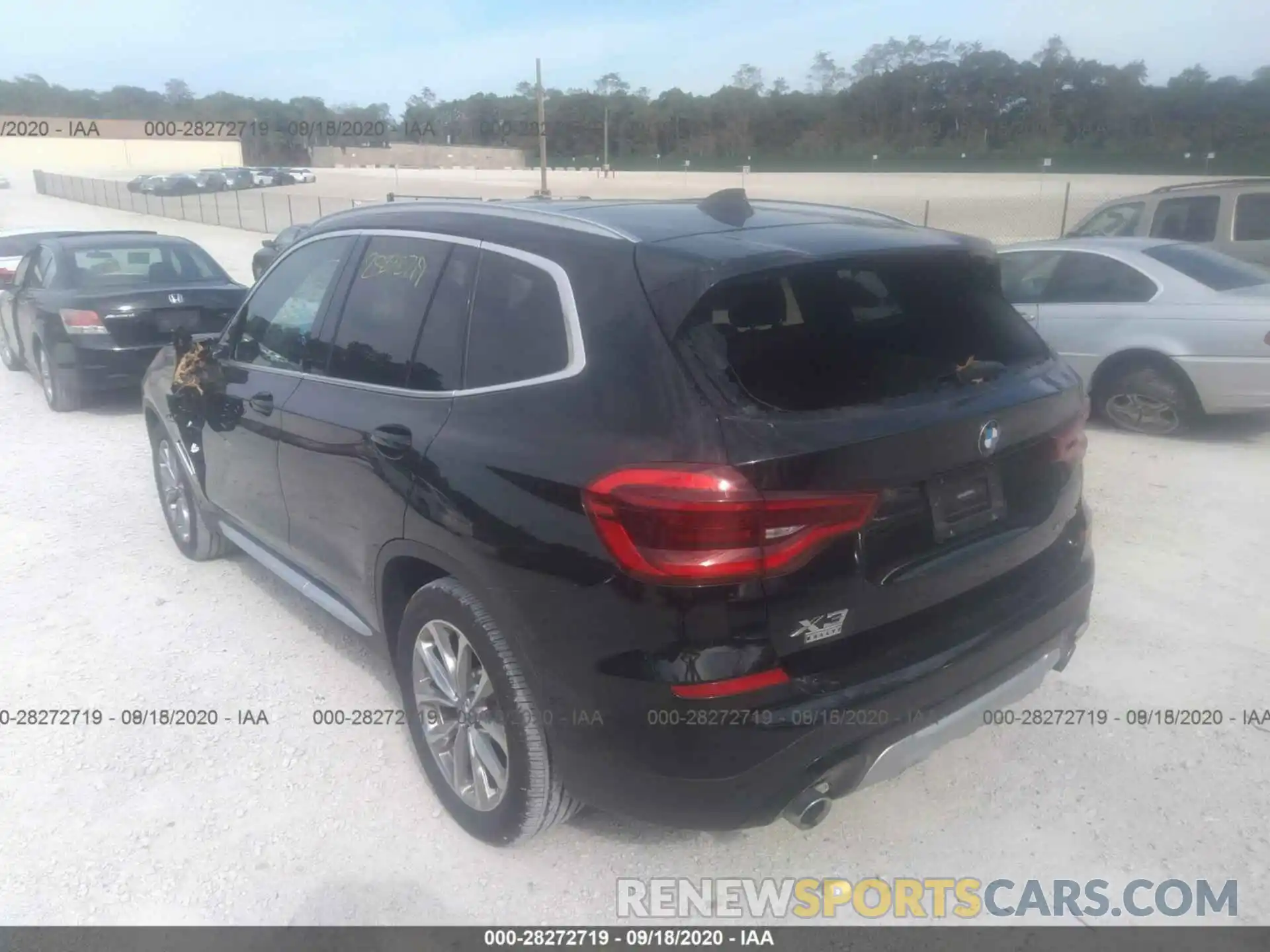 14 Photograph of a damaged car 5UXTR9C59KLE17487 BMW X3 2019