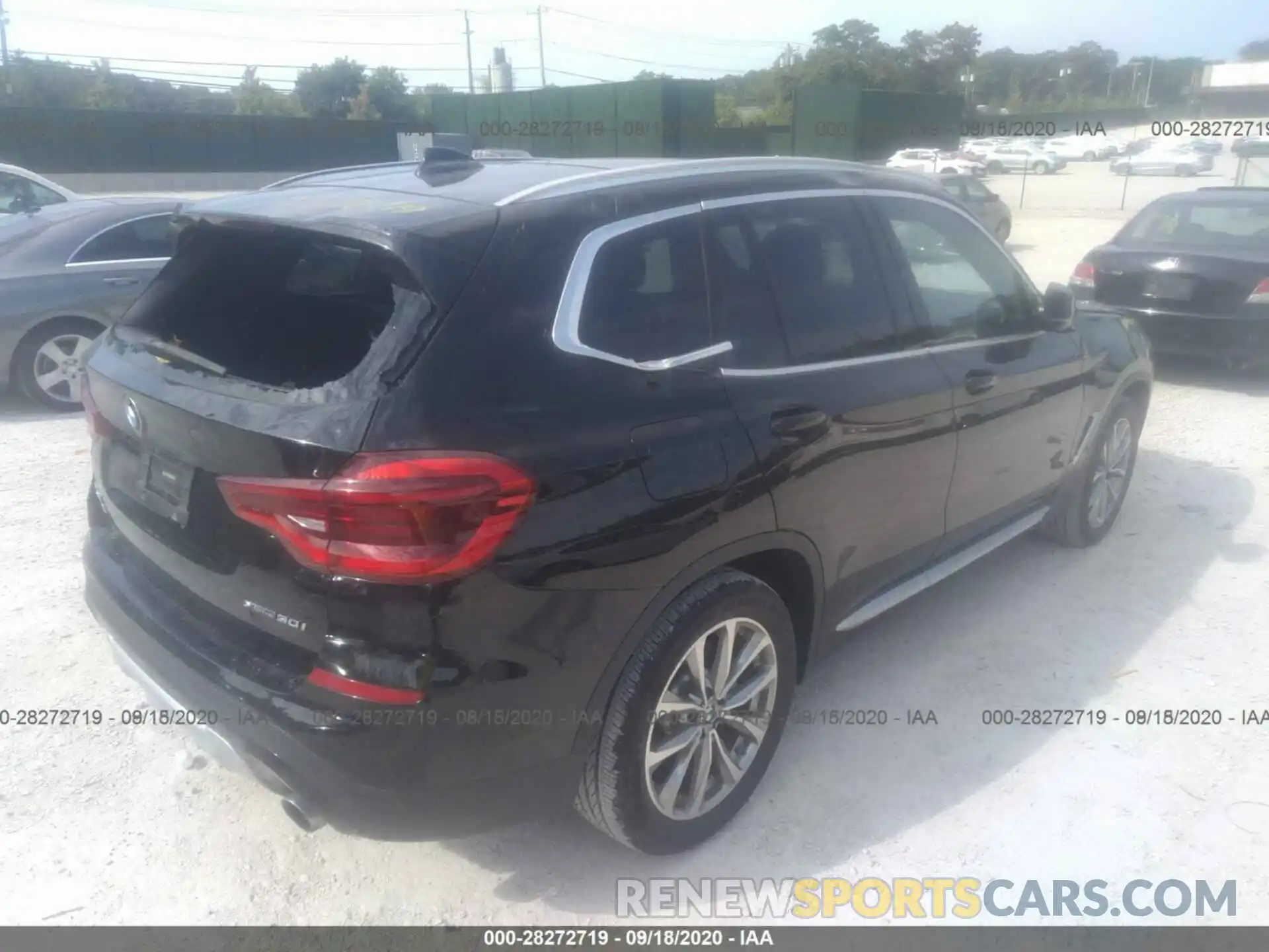 15 Photograph of a damaged car 5UXTR9C59KLE17487 BMW X3 2019