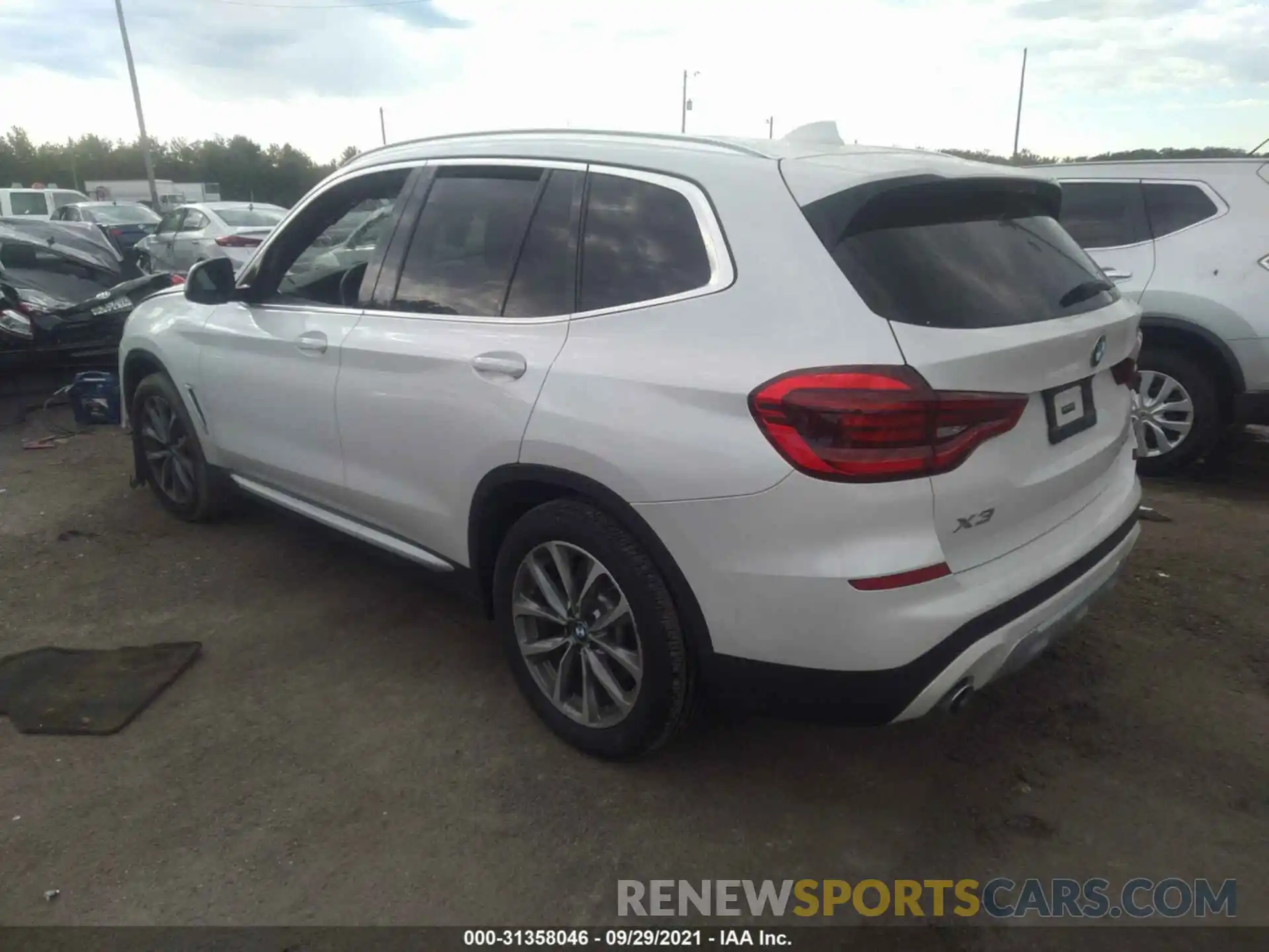 3 Photograph of a damaged car 5UXTR9C59KLE17845 BMW X3 2019