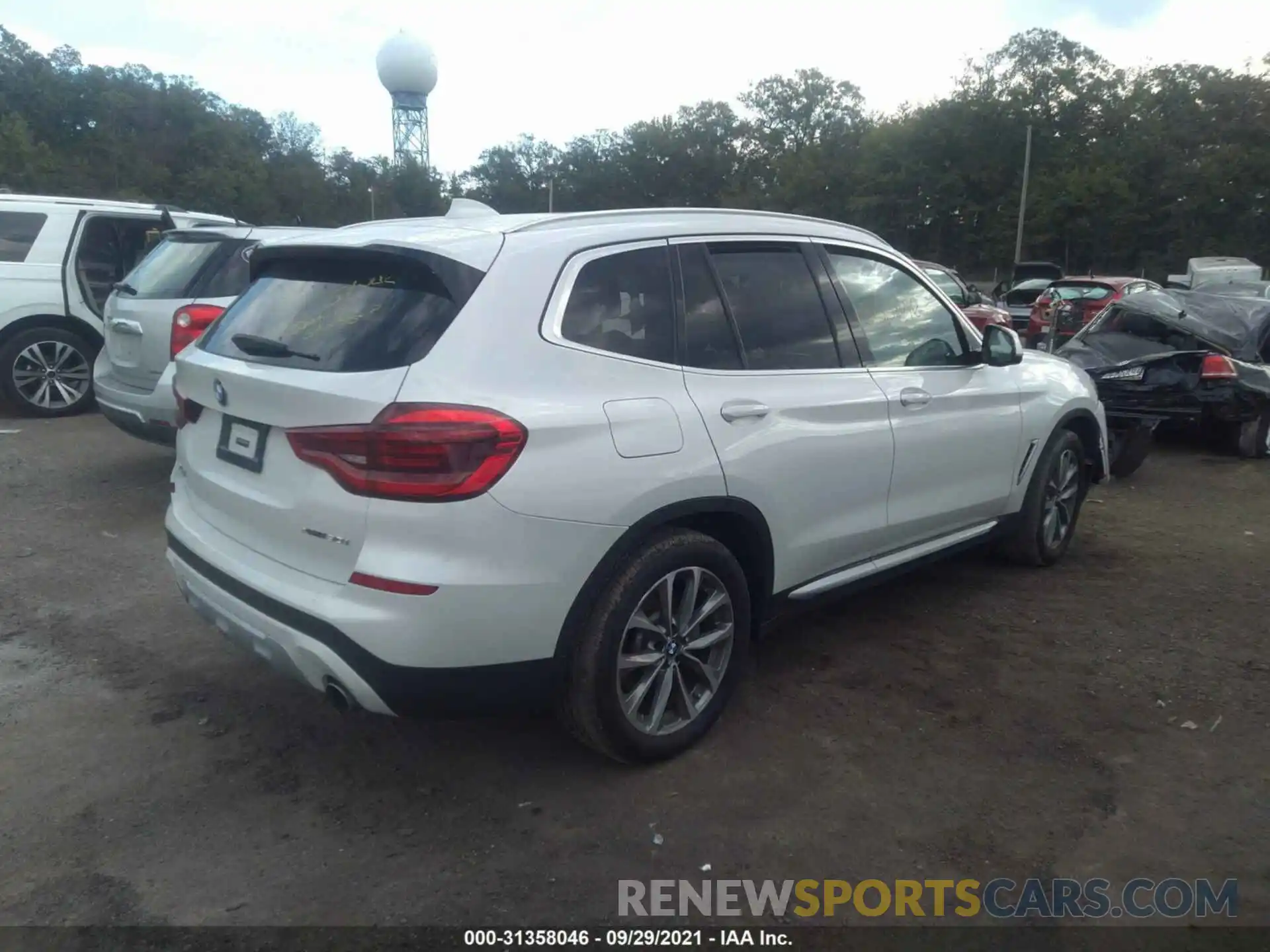 4 Фотография поврежденного автомобиля 5UXTR9C59KLE17845 BMW X3 2019