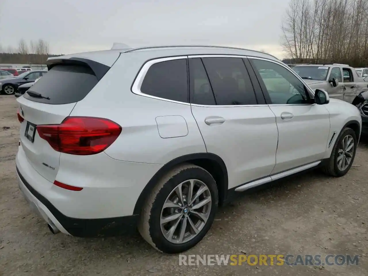 4 Фотография поврежденного автомобиля 5UXTR9C59KLE20454 BMW X3 2019