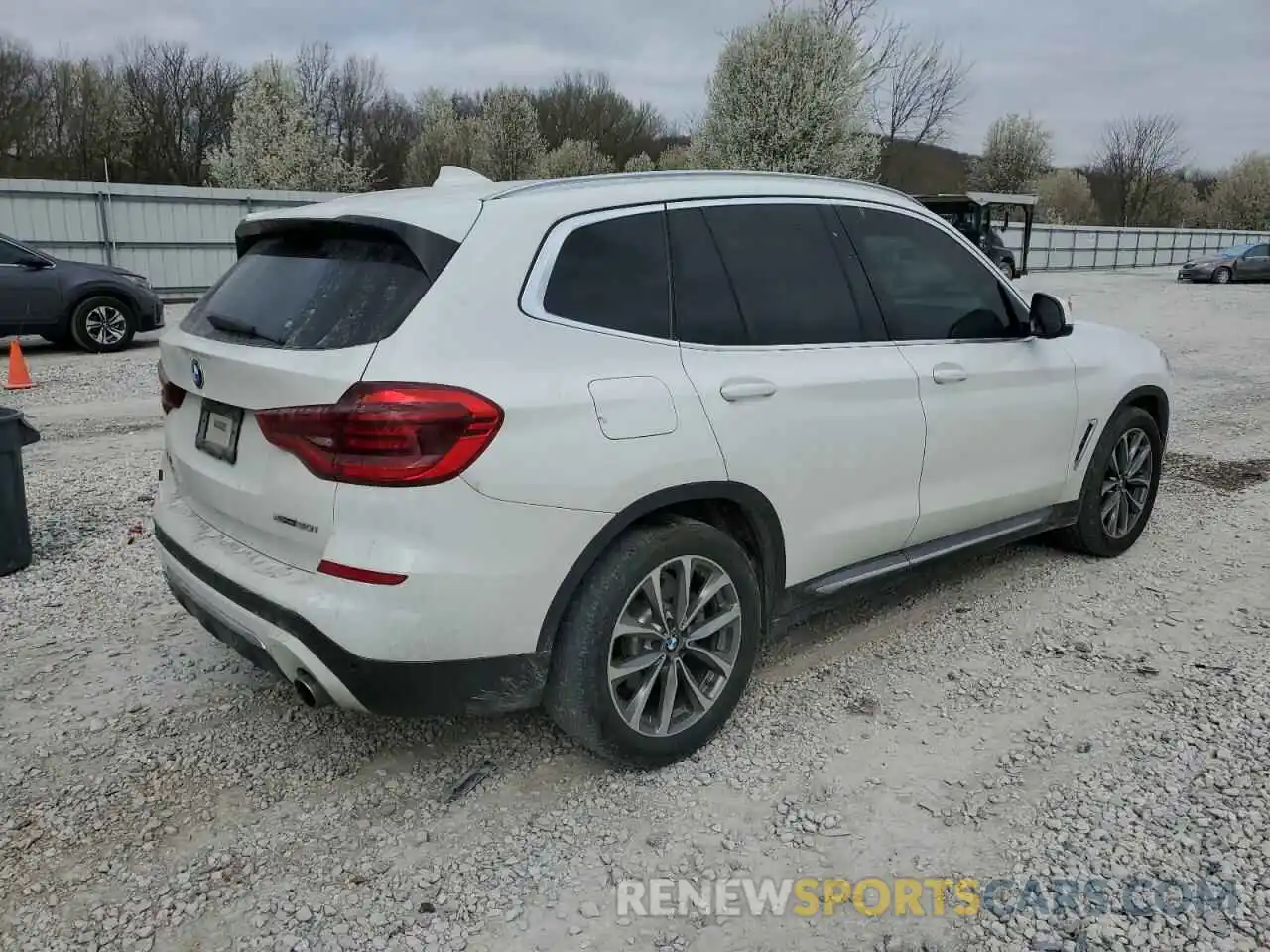 3 Photograph of a damaged car 5UXTR9C59KLE20681 BMW X3 2019