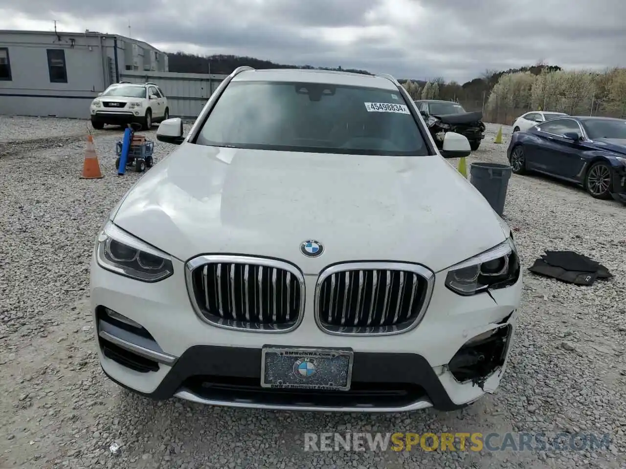 5 Photograph of a damaged car 5UXTR9C59KLE20681 BMW X3 2019