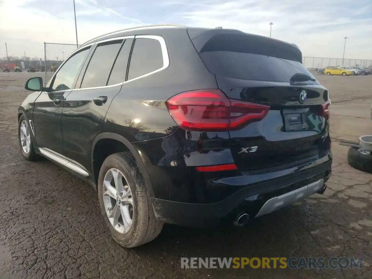 3 Photograph of a damaged car 5UXTR9C59KLP91241 BMW X3 2019