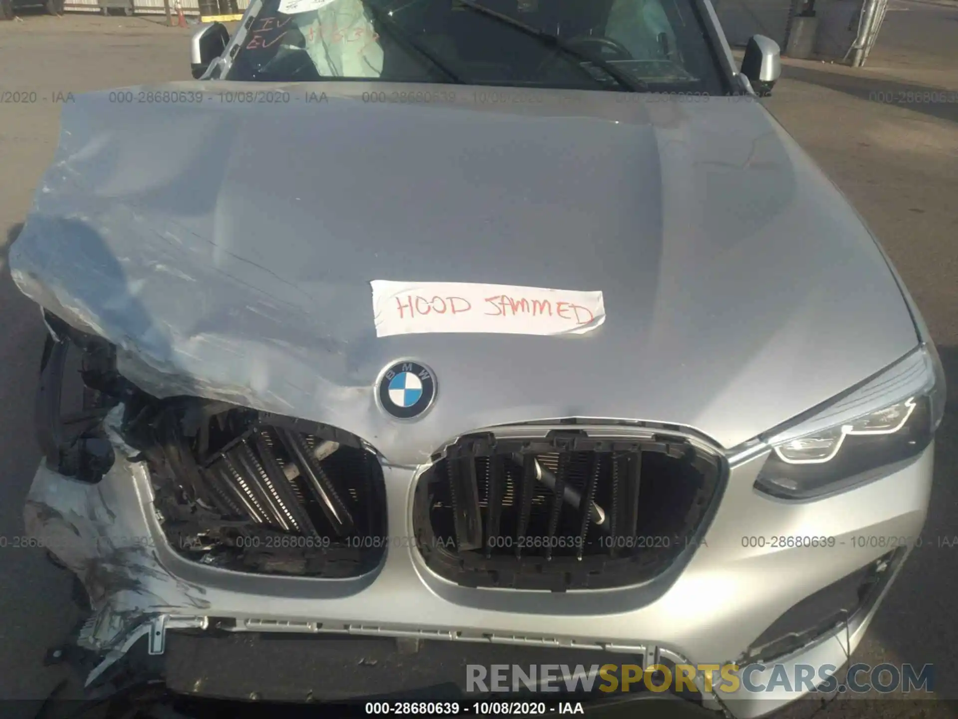 10 Photograph of a damaged car 5UXTR9C59KLP93426 BMW X3 2019