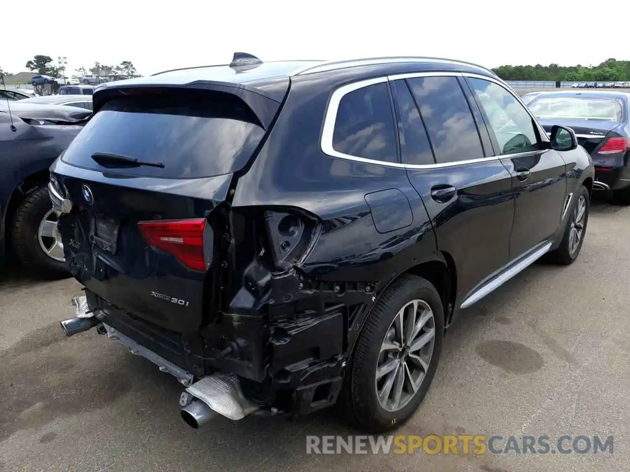 4 Photograph of a damaged car 5UXTR9C59KLP95810 BMW X3 2019