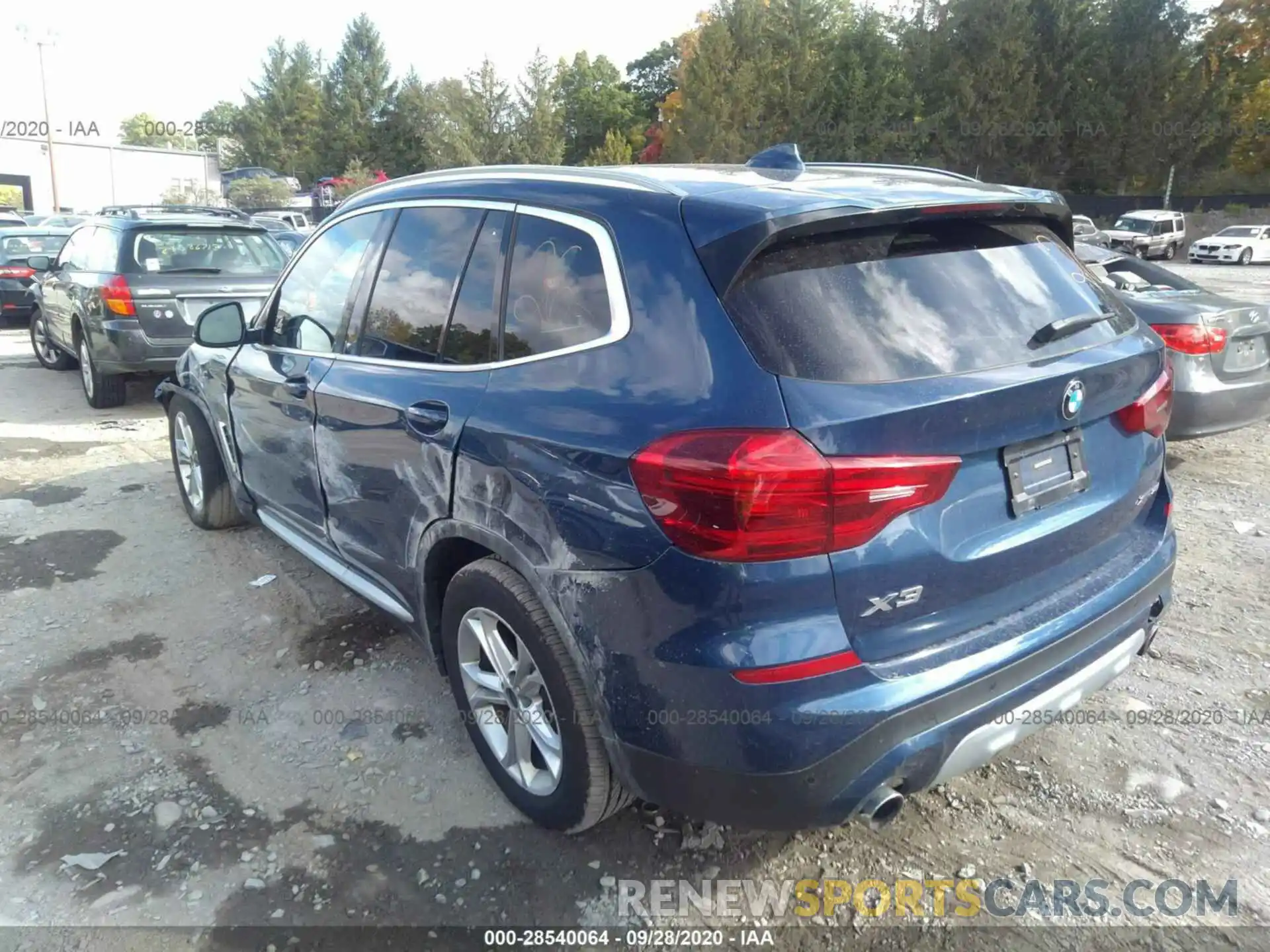 3 Photograph of a damaged car 5UXTR9C59KLR06100 BMW X3 2019