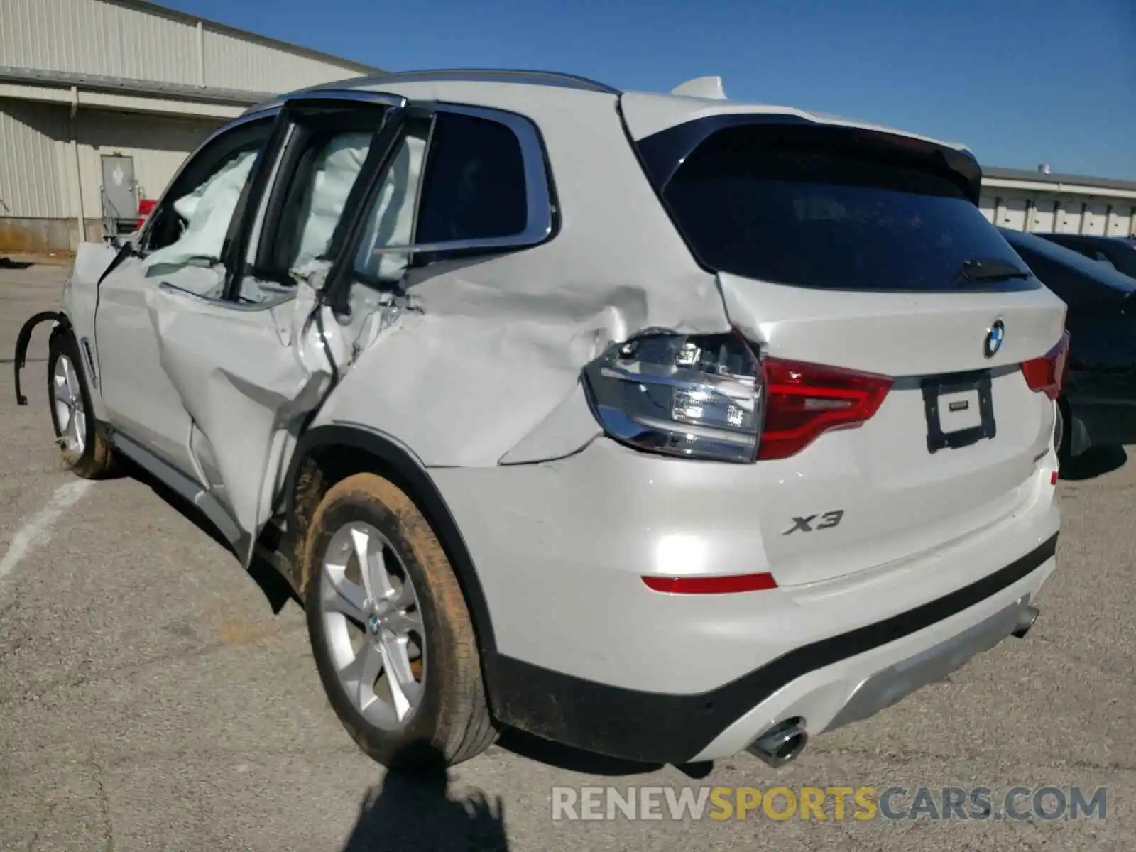 3 Photograph of a damaged car 5UXTR9C5XKLD91157 BMW X3 2019