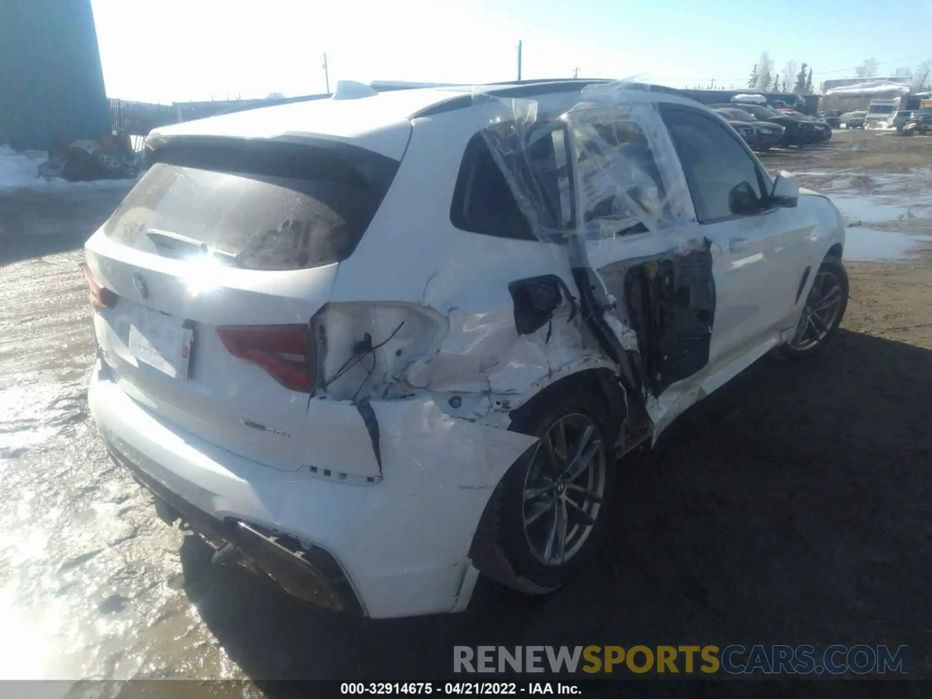 4 Photograph of a damaged car 5UXTR9C5XKLD94608 BMW X3 2019