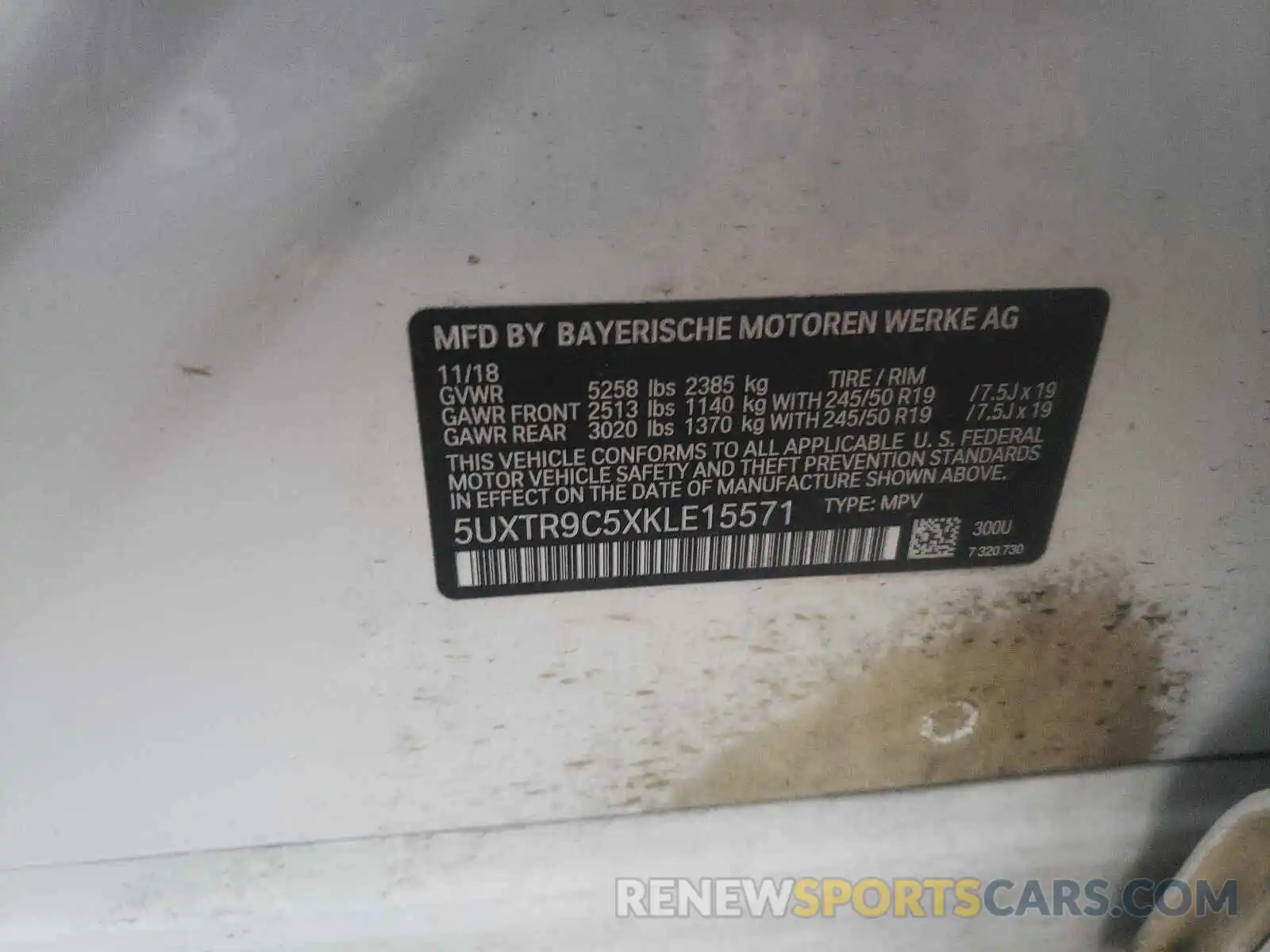 10 Photograph of a damaged car 5UXTR9C5XKLE15571 BMW X3 2019