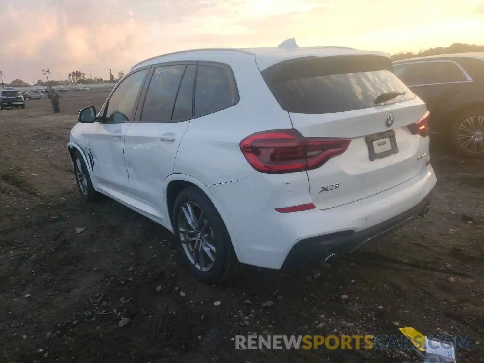 3 Photograph of a damaged car 5UXTR9C5XKLE15571 BMW X3 2019