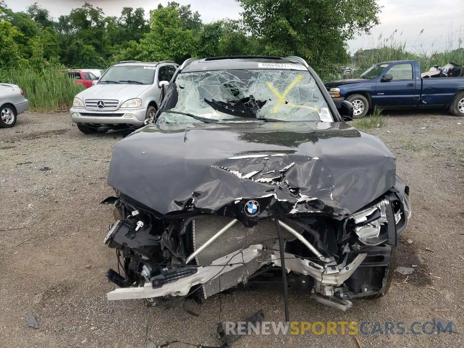 9 Photograph of a damaged car 5UXTR9C5XKLE18227 BMW X3 2019