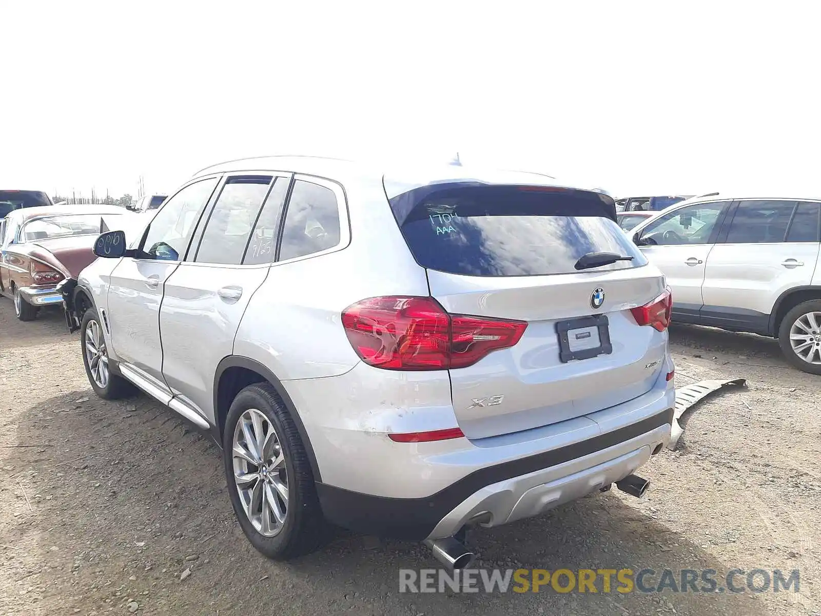 3 Photograph of a damaged car 5UXTR9C5XKLE20303 BMW X3 2019