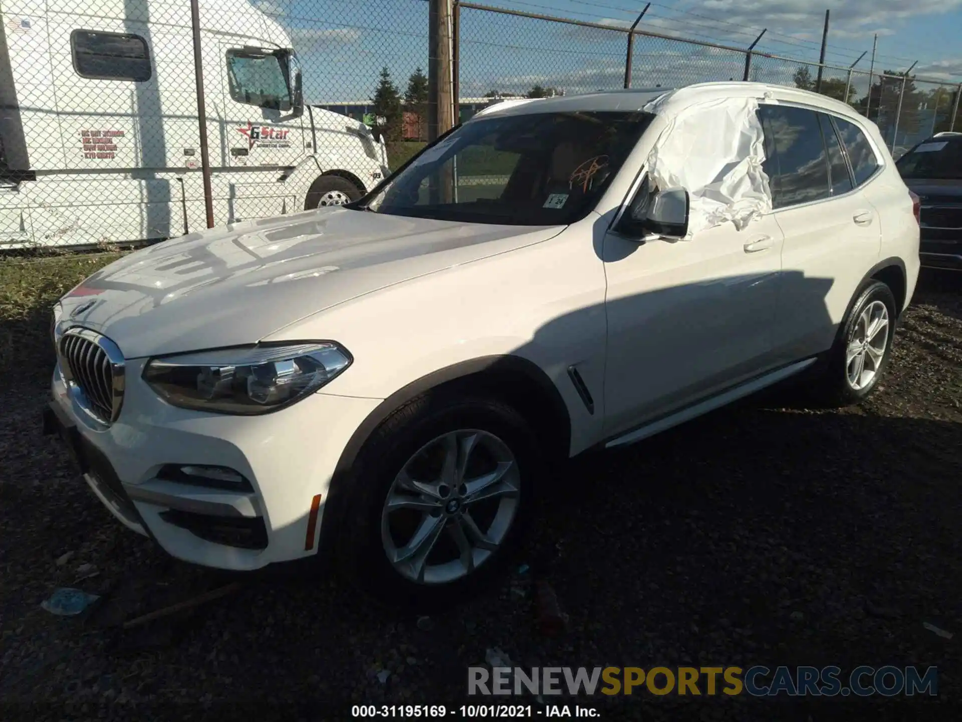 2 Фотография поврежденного автомобиля 5UXTR9C5XKLE21807 BMW X3 2019