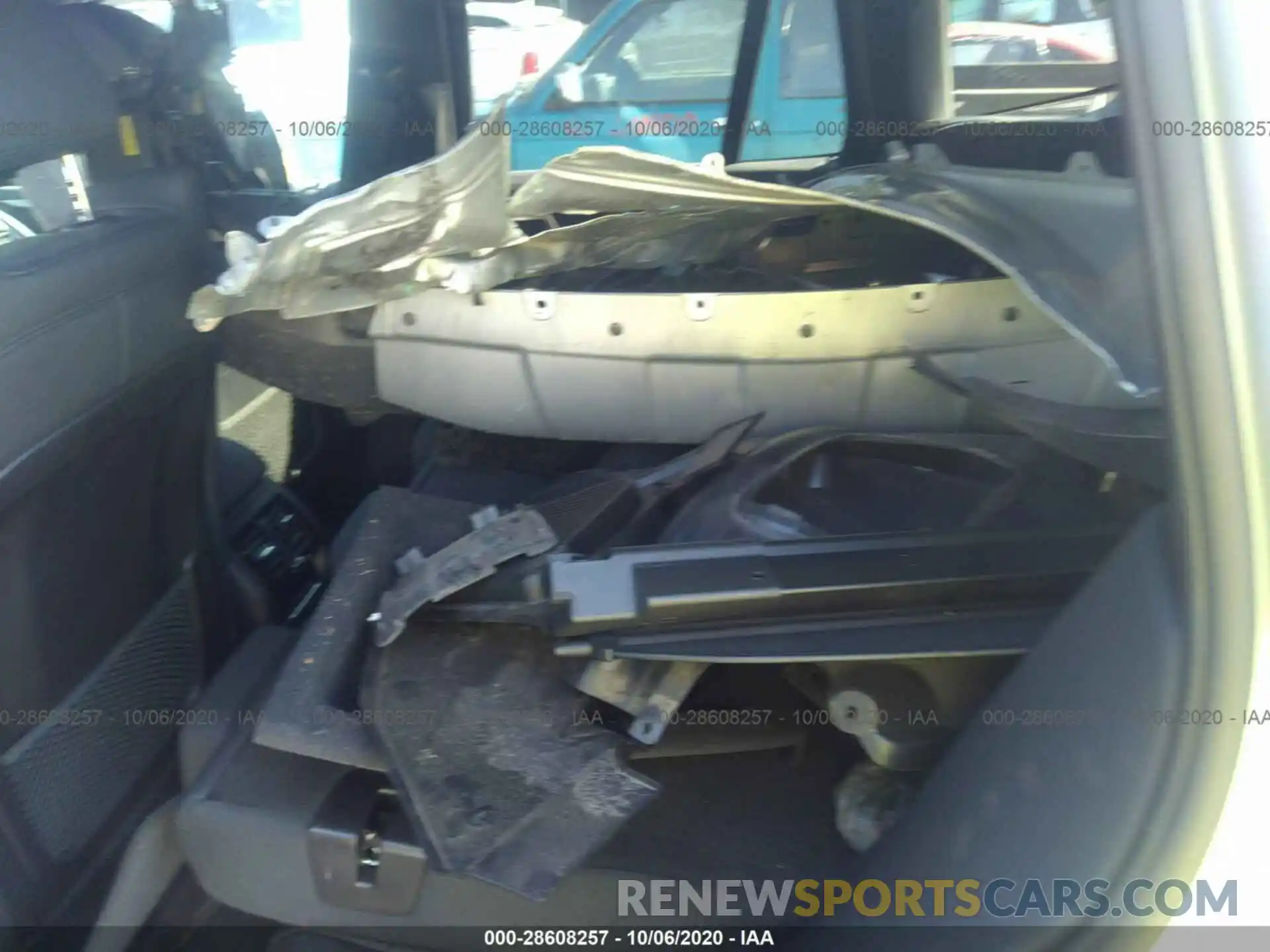 8 Фотография поврежденного автомобиля 5UXTR9C5XKLP77025 BMW X3 2019