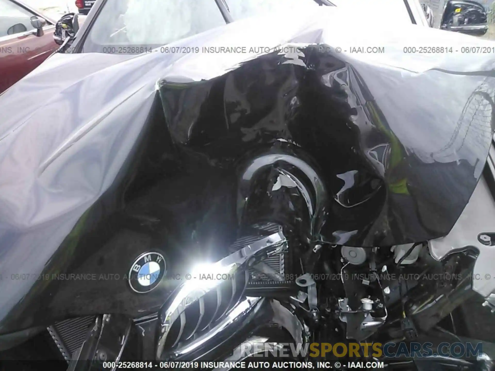 10 Photograph of a damaged car 5UXTR9C5XKLP77056 BMW X3 2019