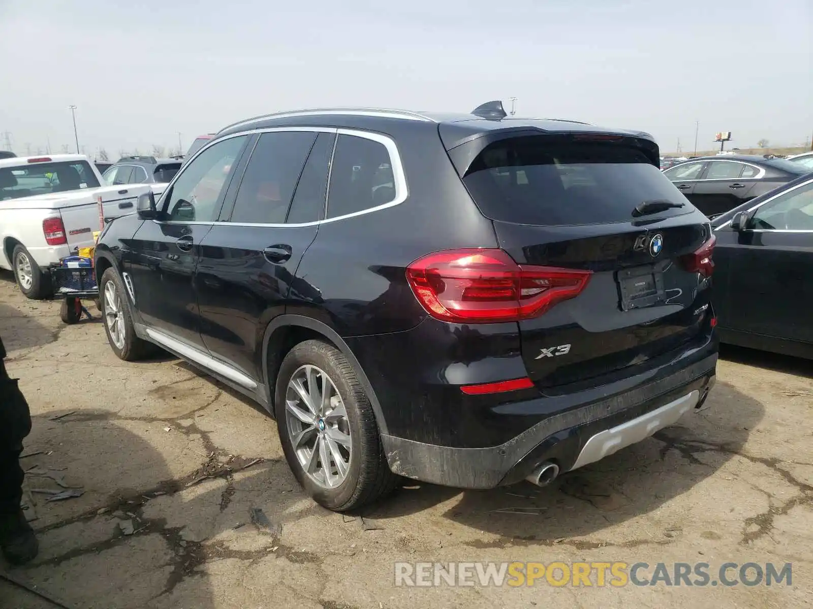 3 Photograph of a damaged car 5UXTR9C5XKLP85061 BMW X3 2019