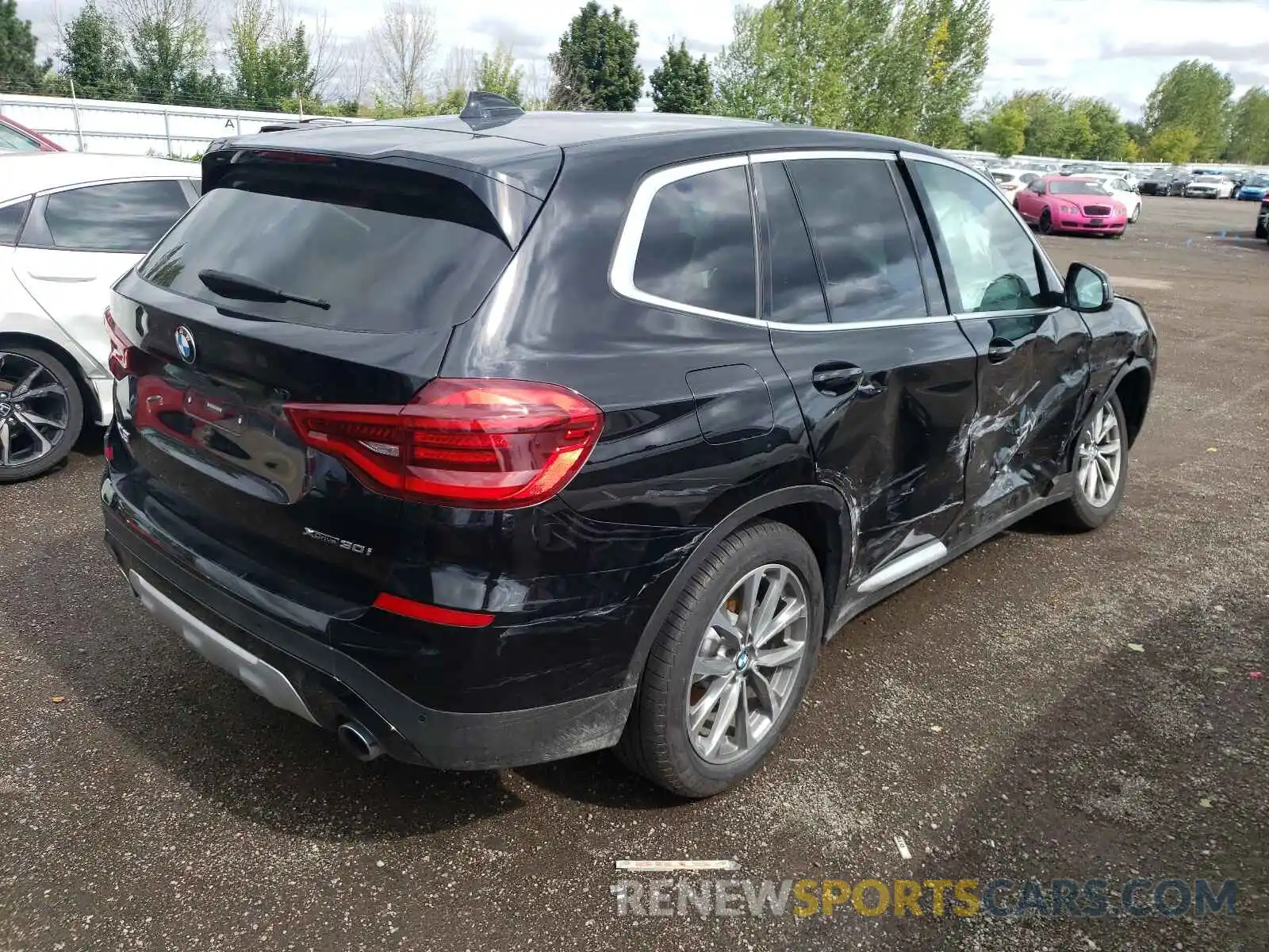 4 Photograph of a damaged car 5UXTR9C5XKLP85206 BMW X3 2019