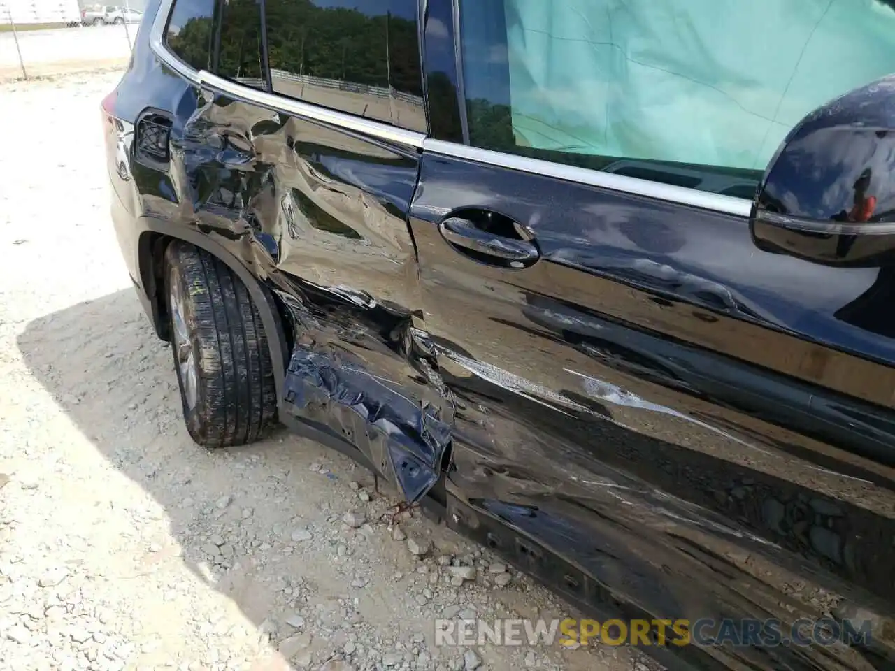 9 Photograph of a damaged car 5UXTR9C5XKLP87070 BMW X3 2019