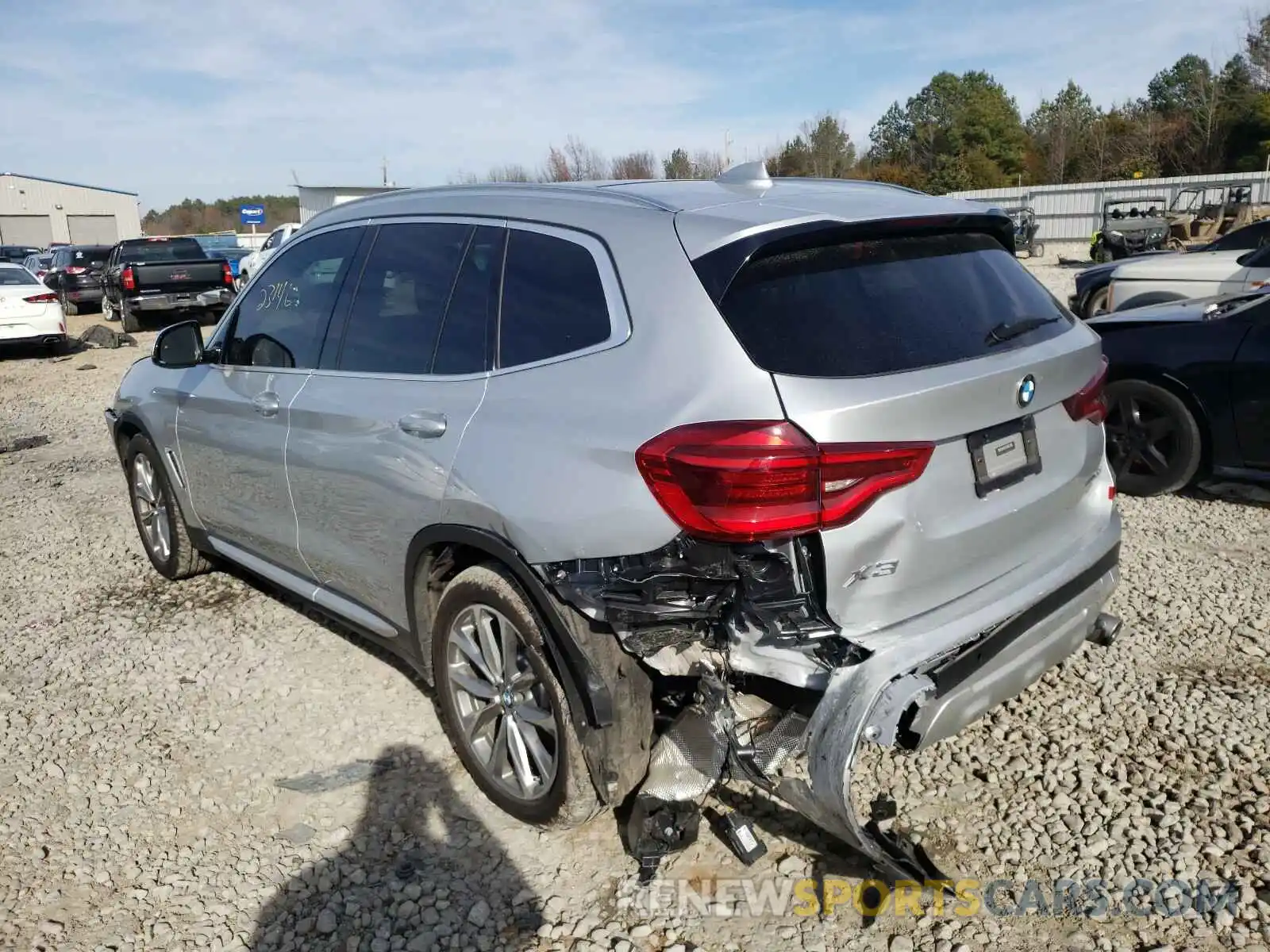 3 Photograph of a damaged car 5UXTR9C5XKLR04288 BMW X3 2019