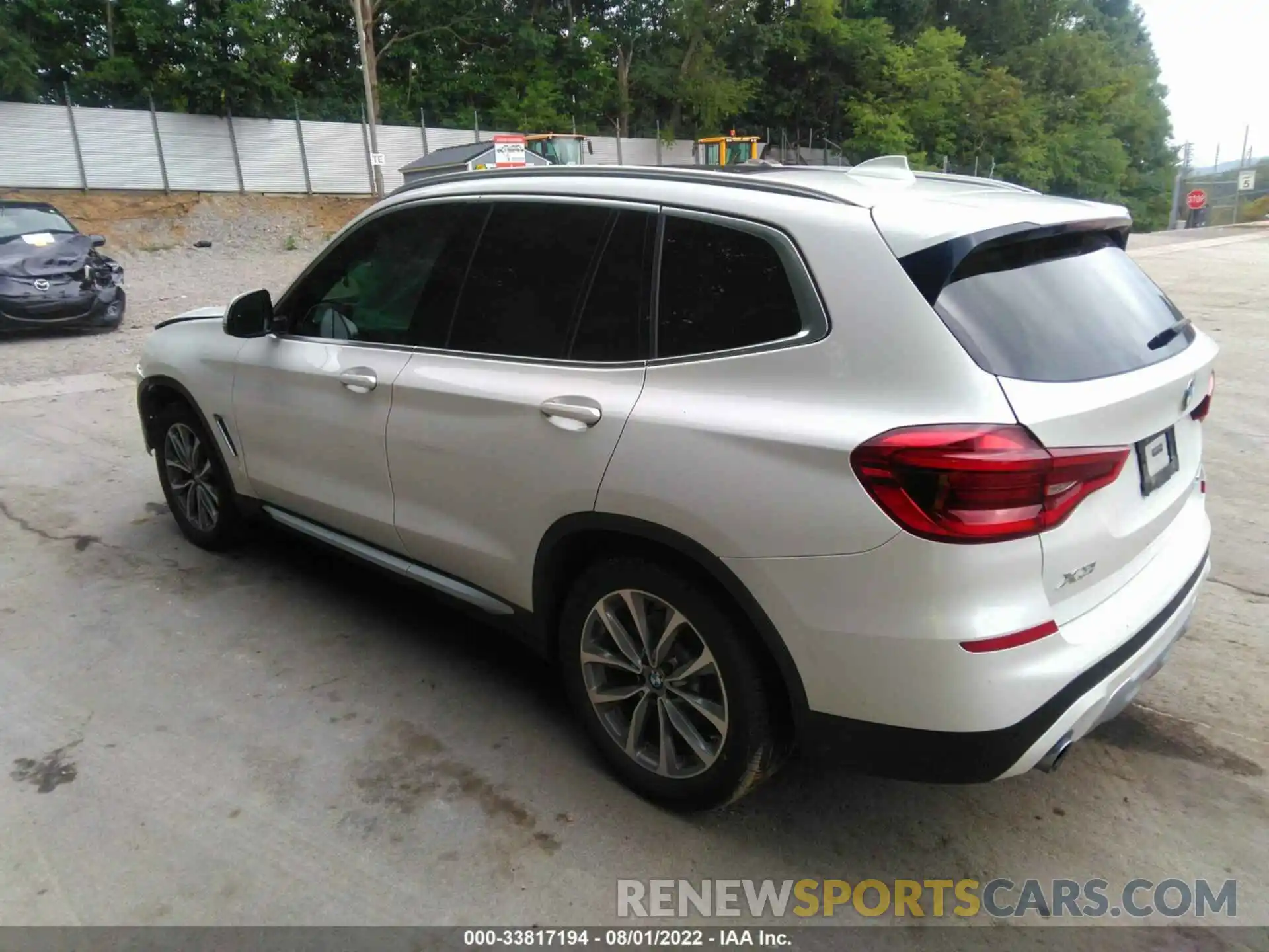 3 Photograph of a damaged car 5UXTR9C5XKLR04405 BMW X3 2019