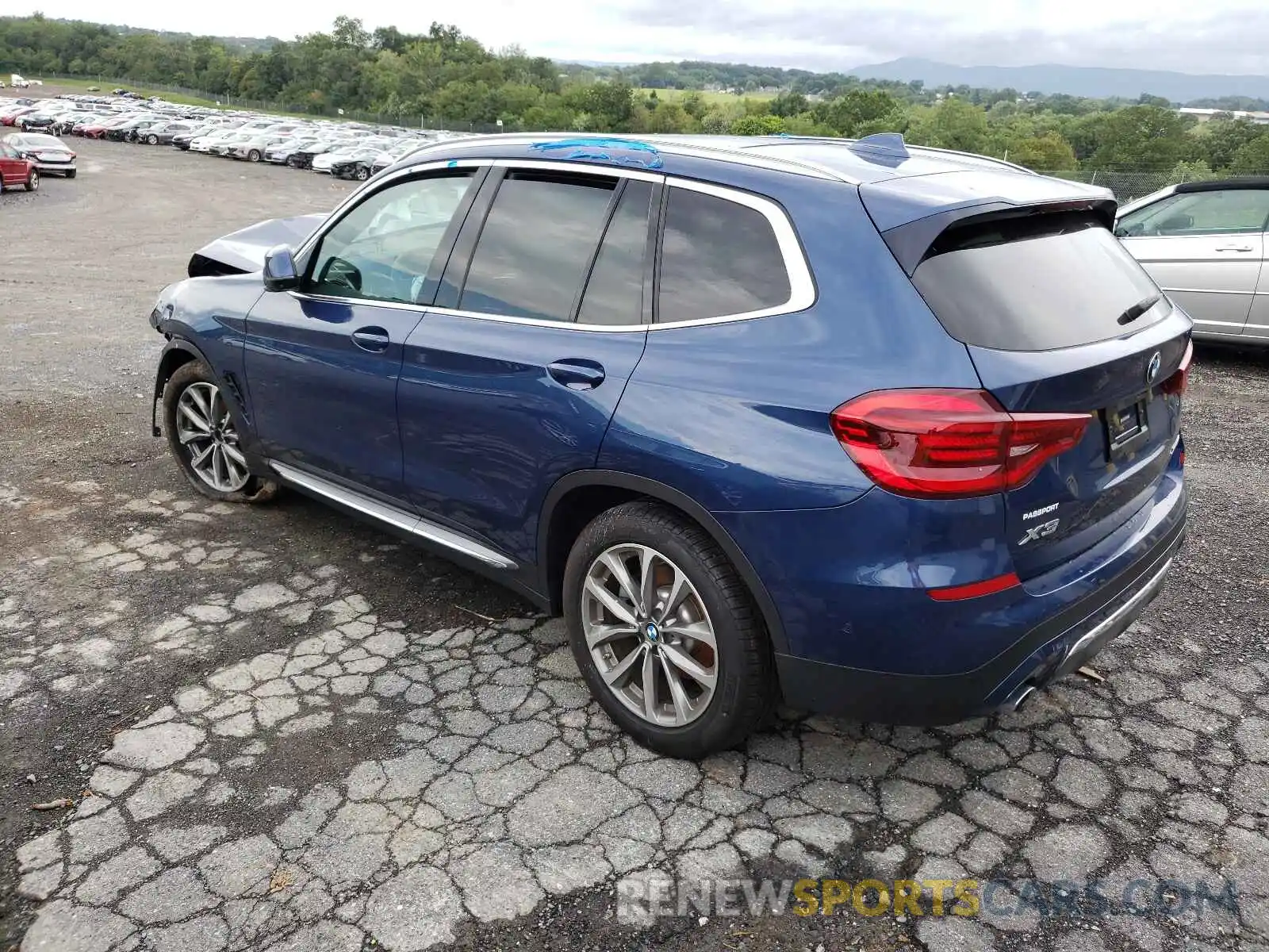 3 Photograph of a damaged car 5UXTR9C5XKLR06882 BMW X3 2019