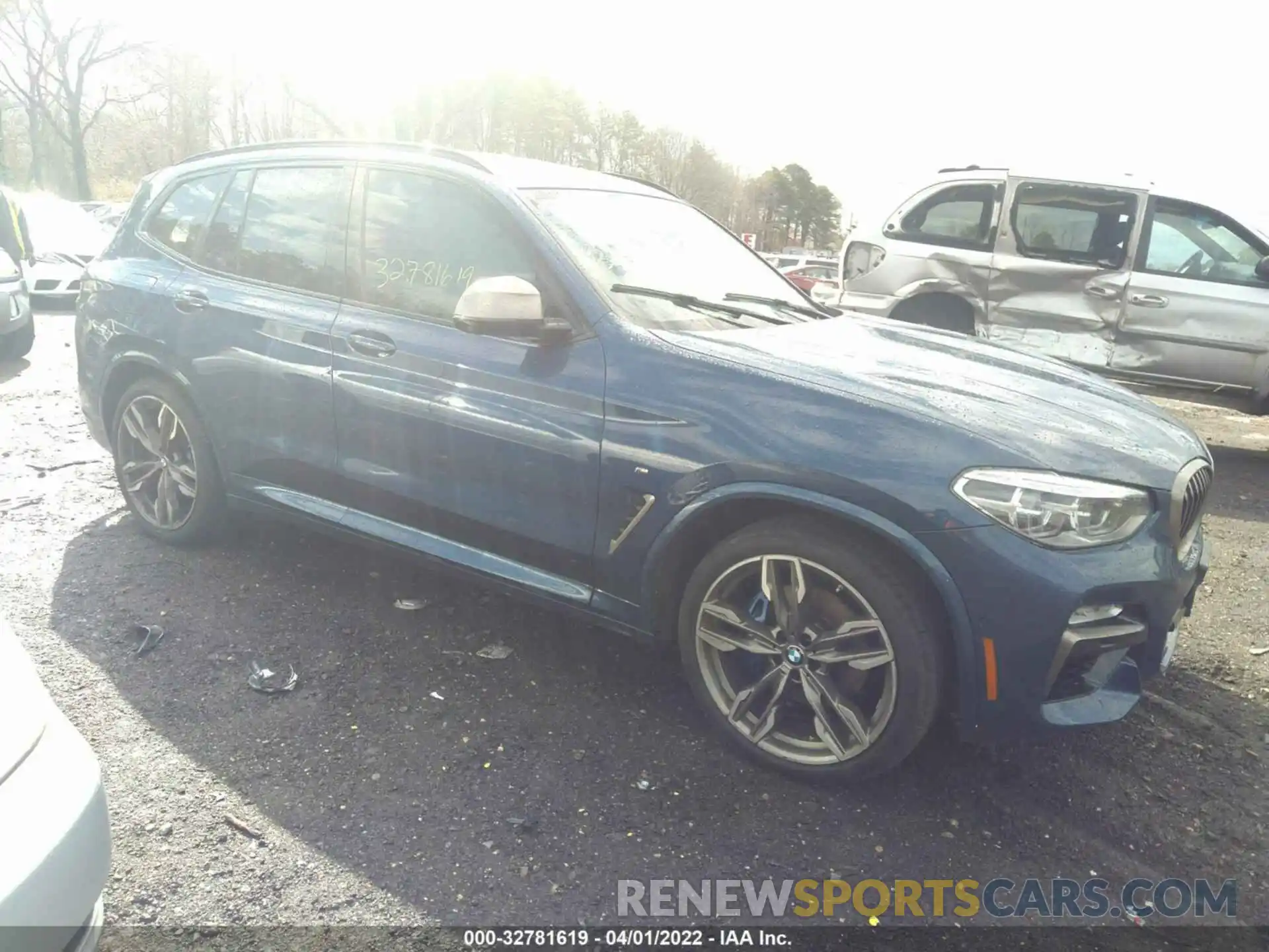 1 Photograph of a damaged car 5UXTS3C50K0Z02844 BMW X3 2019