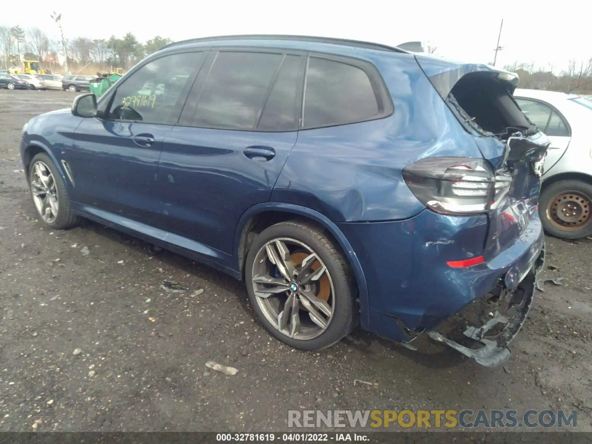 3 Photograph of a damaged car 5UXTS3C50K0Z02844 BMW X3 2019