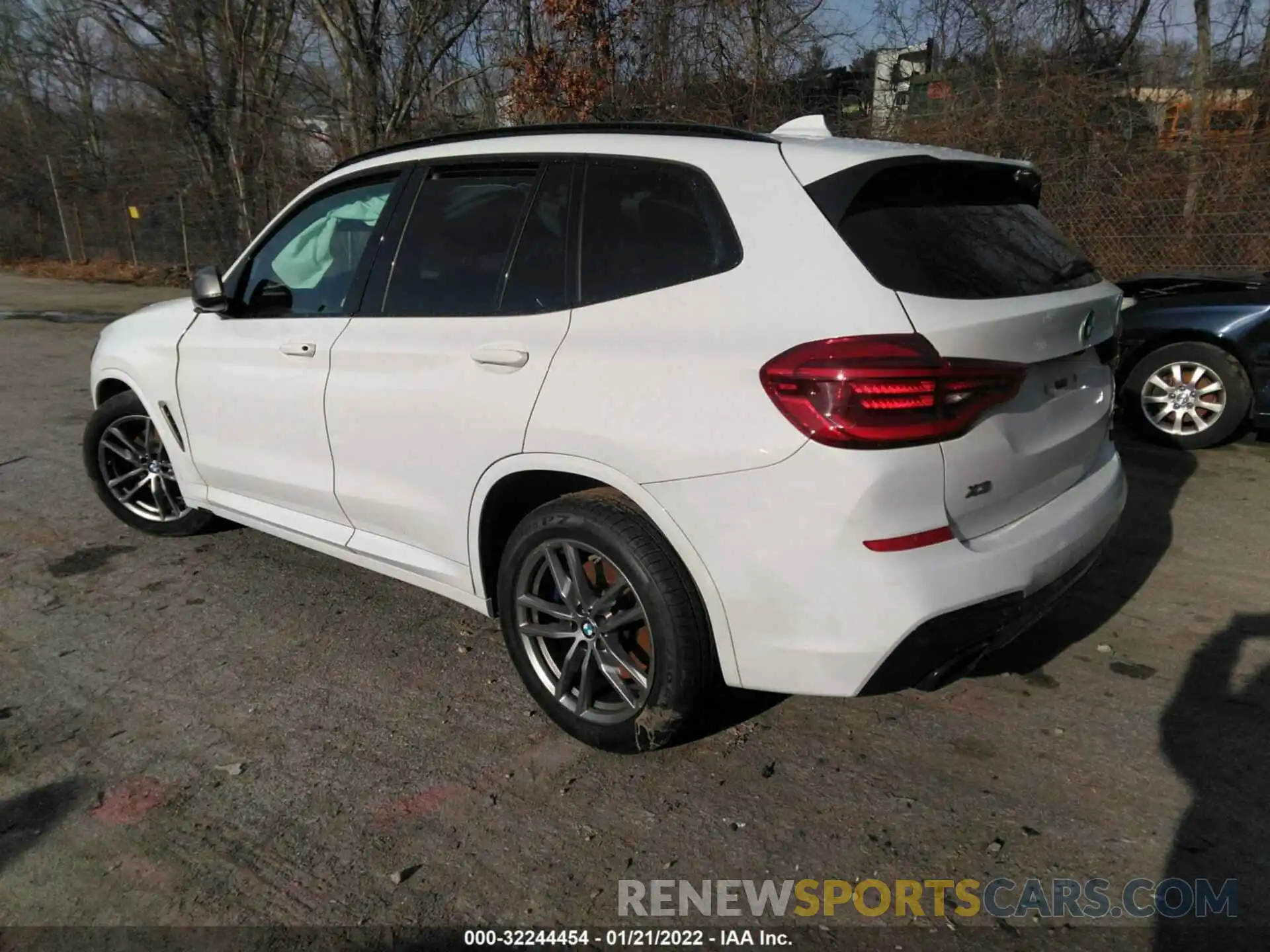 3 Photograph of a damaged car 5UXTS3C50K0Z08062 BMW X3 2019