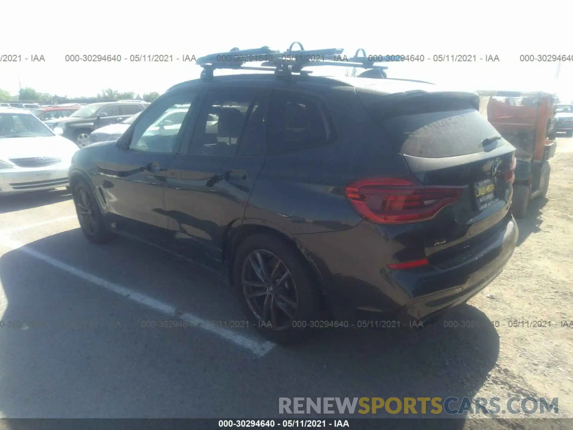 3 Photograph of a damaged car 5UXTS3C50K0Z09308 BMW X3 2019