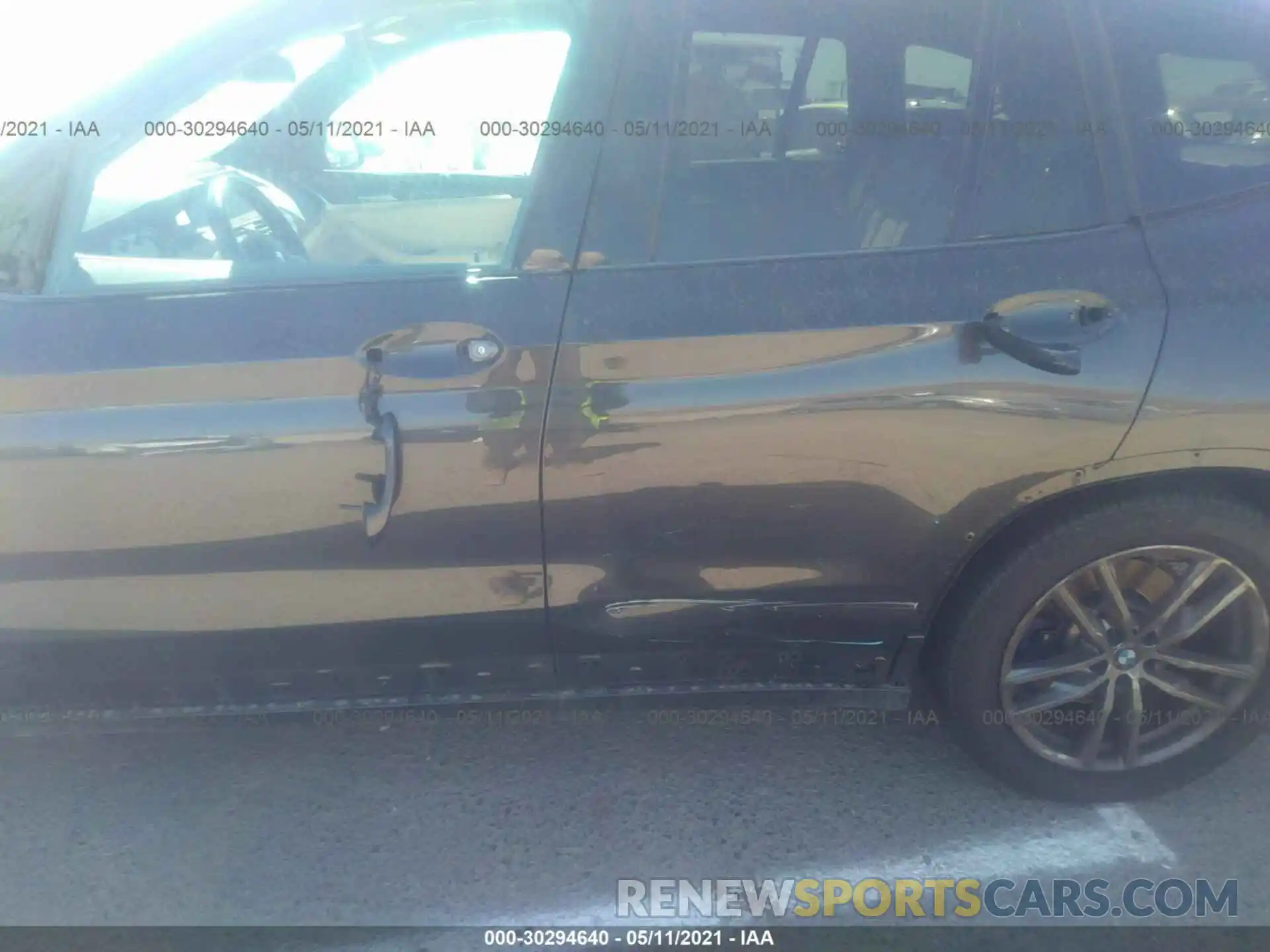 6 Photograph of a damaged car 5UXTS3C50K0Z09308 BMW X3 2019