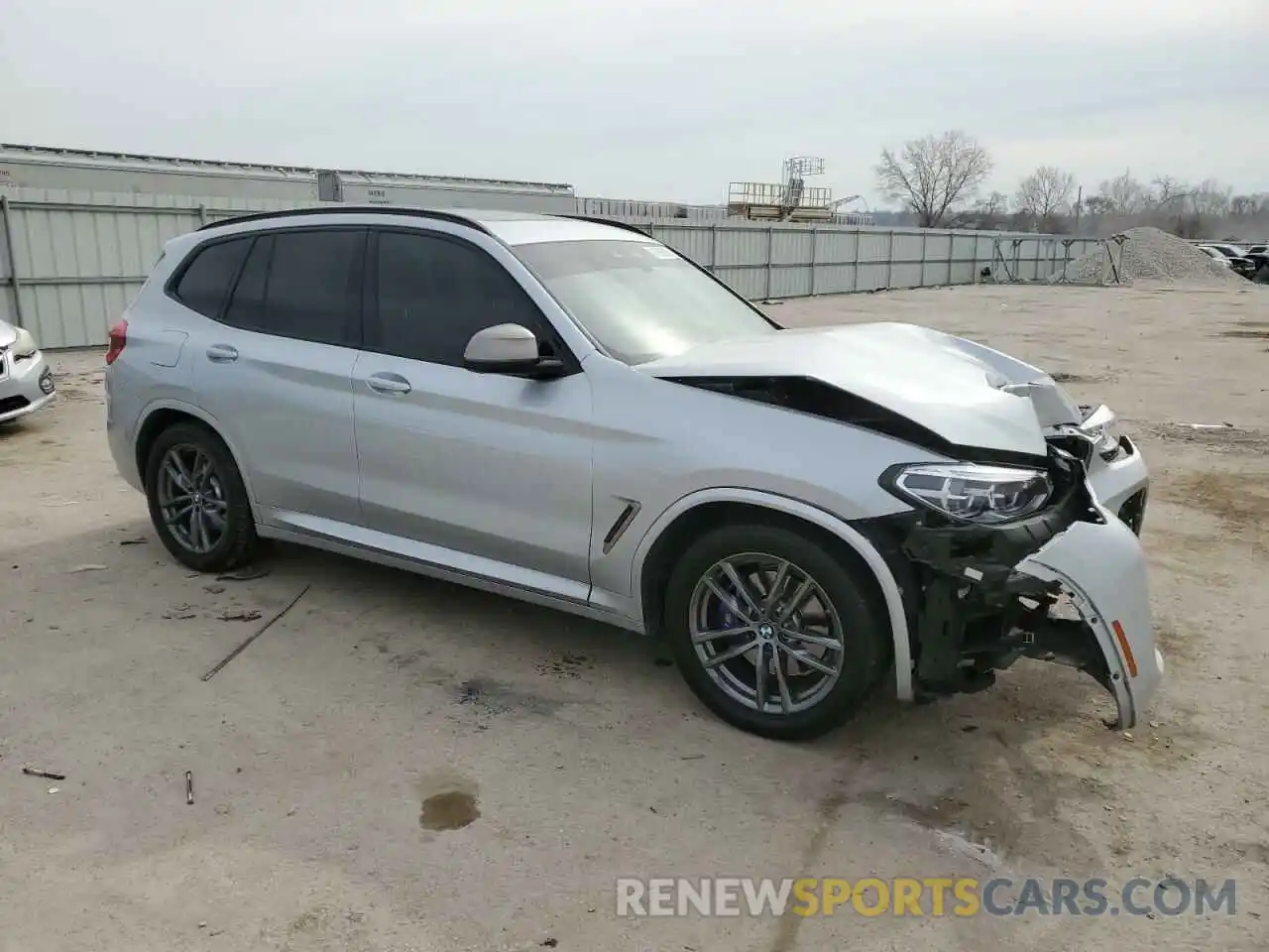 4 Photograph of a damaged car 5UXTS3C51K0Z04229 BMW X3 2019