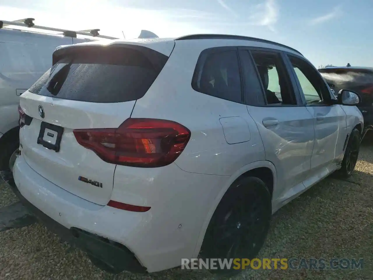 4 Photograph of a damaged car 5UXTS3C51K0Z09611 BMW X3 2019