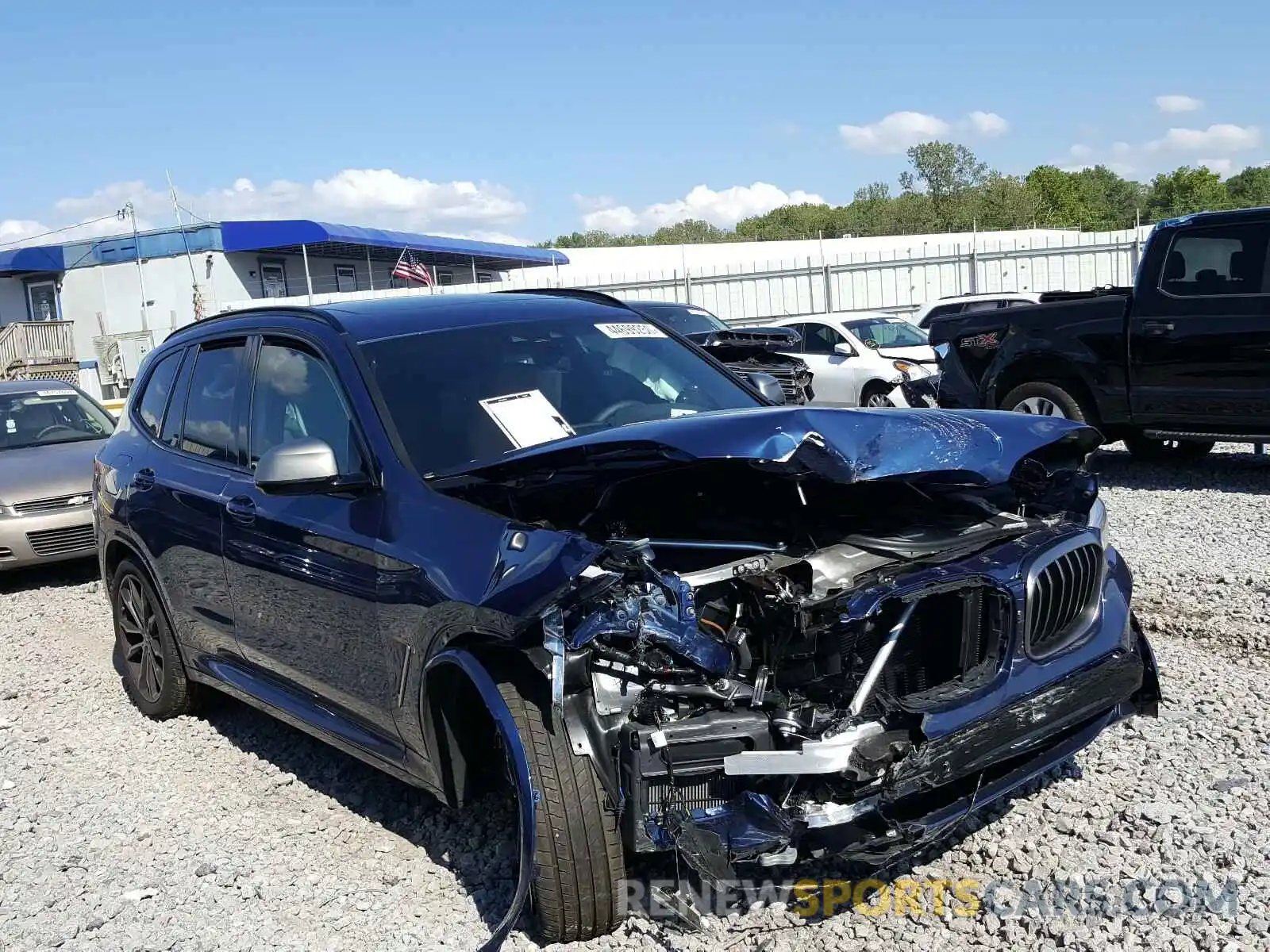 1 Photograph of a damaged car 5UXTS3C51KLR74070 BMW X3 2019