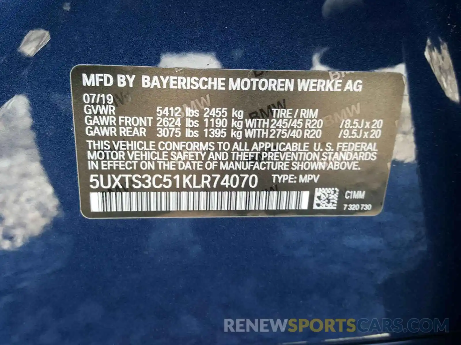 10 Photograph of a damaged car 5UXTS3C51KLR74070 BMW X3 2019