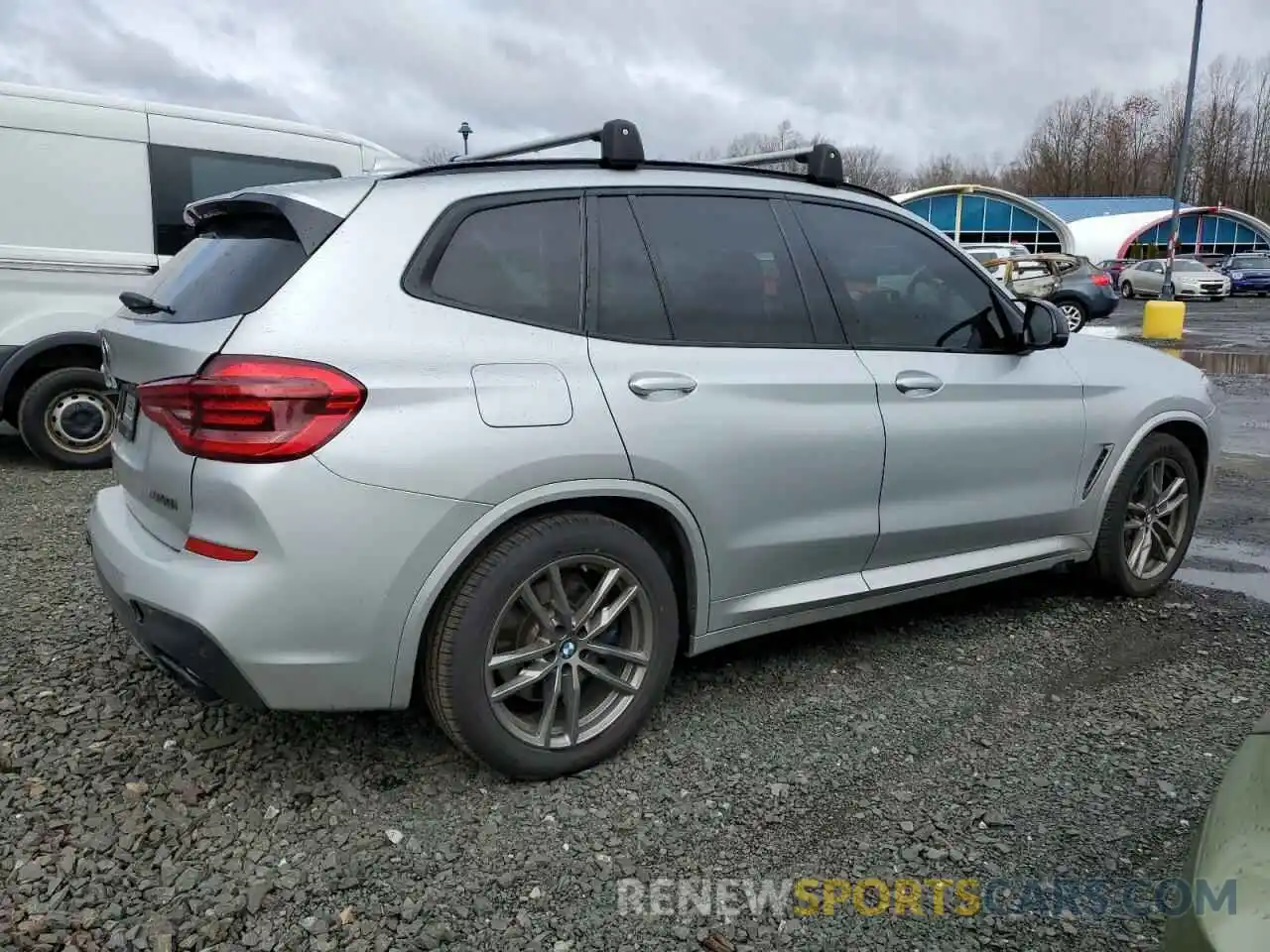 3 Photograph of a damaged car 5UXTS3C52KLR72702 BMW X3 2019