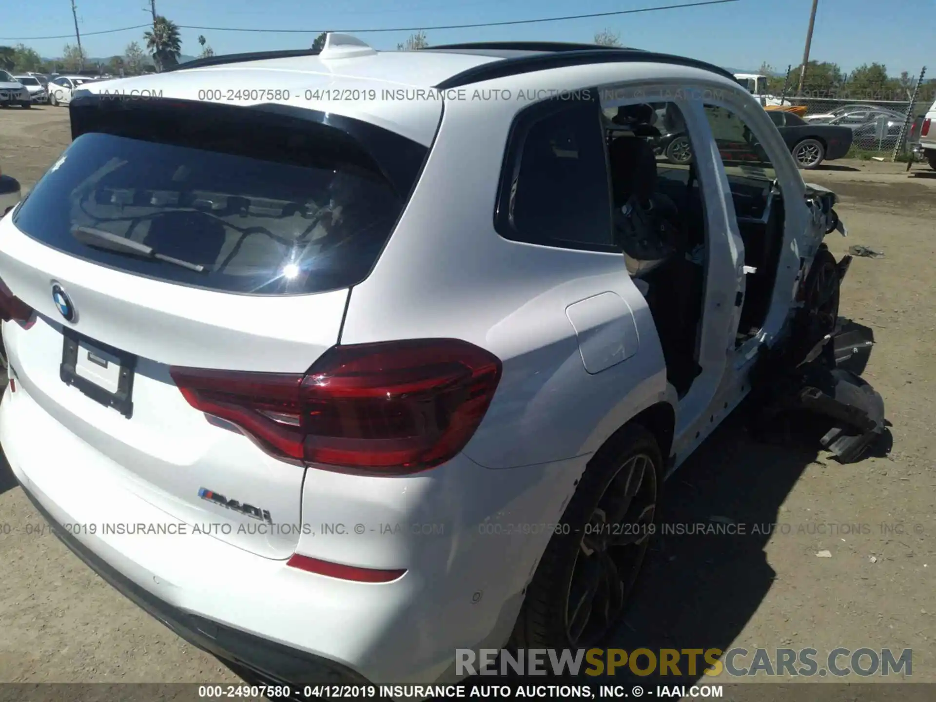 4 Photograph of a damaged car 5UXTS3C53K0Z07150 BMW X3 2019