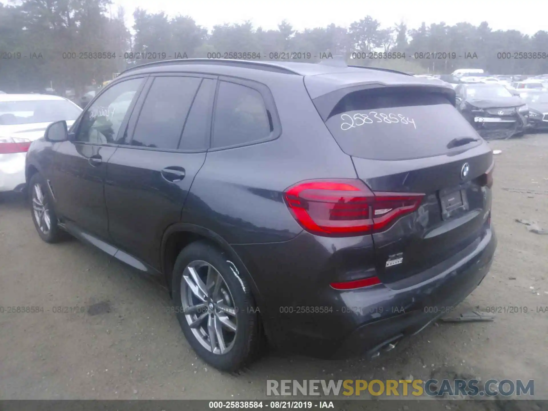 3 Photograph of a damaged car 5UXTS3C54K0Z04659 BMW X3 2019