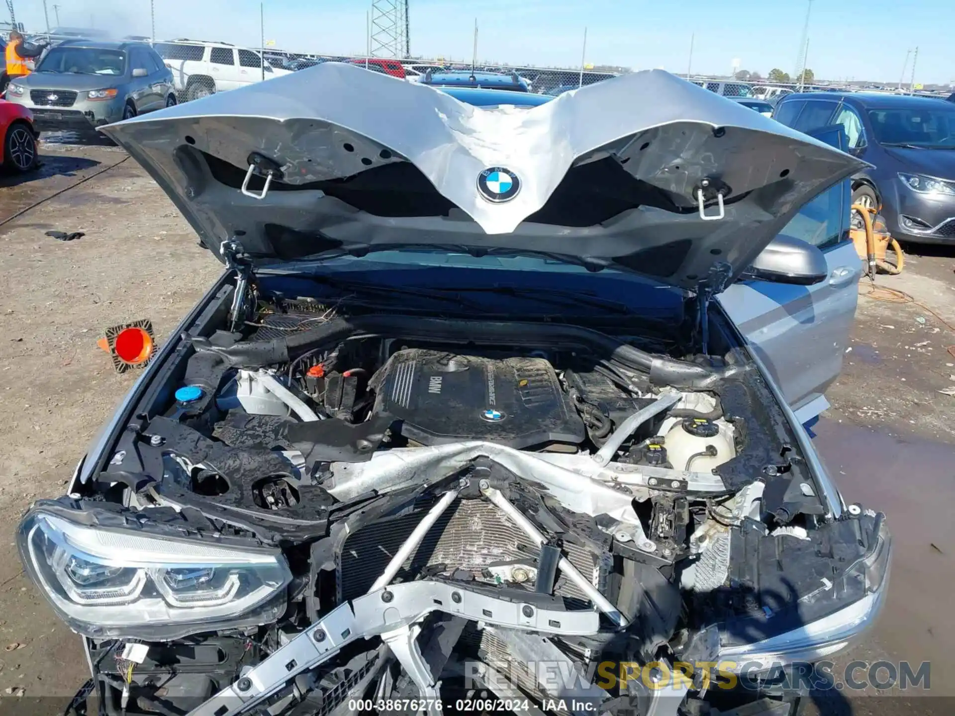 10 Photograph of a damaged car 5UXTS3C54K0Z05018 BMW X3 2019