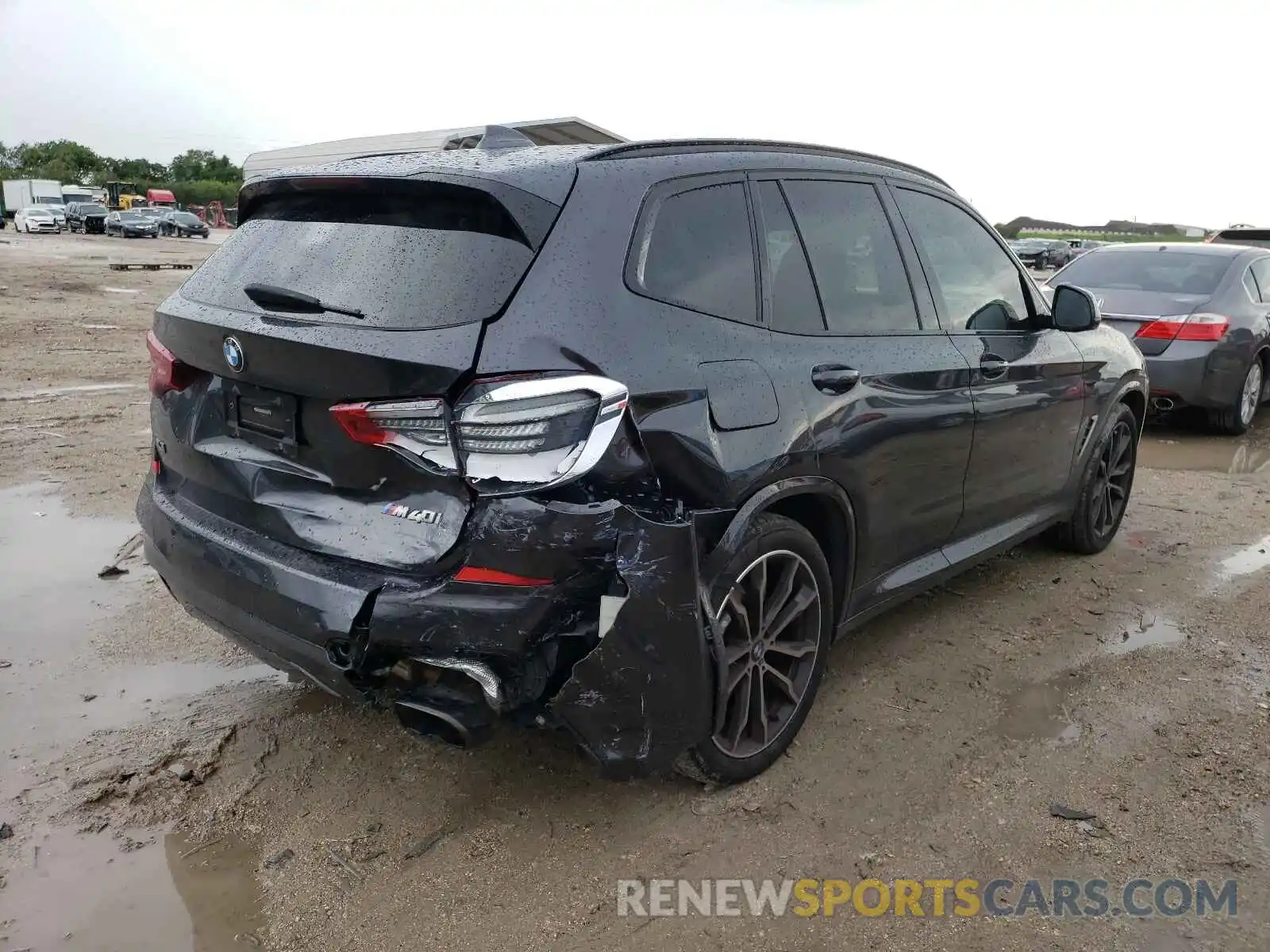 4 Photograph of a damaged car 5UXTS3C54K0Z10607 BMW X3 2019